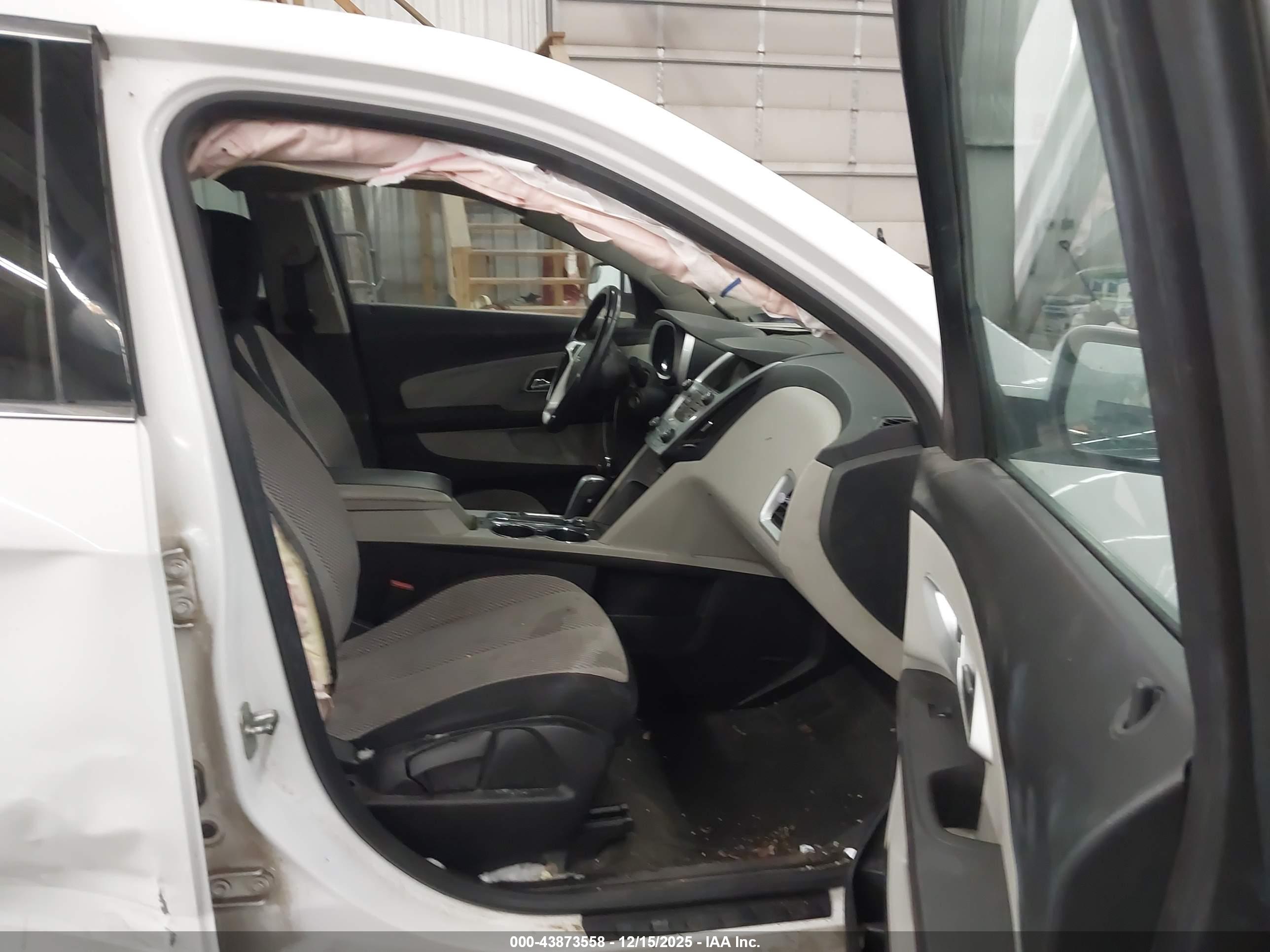 CHEVROLET EQUINOX image 5