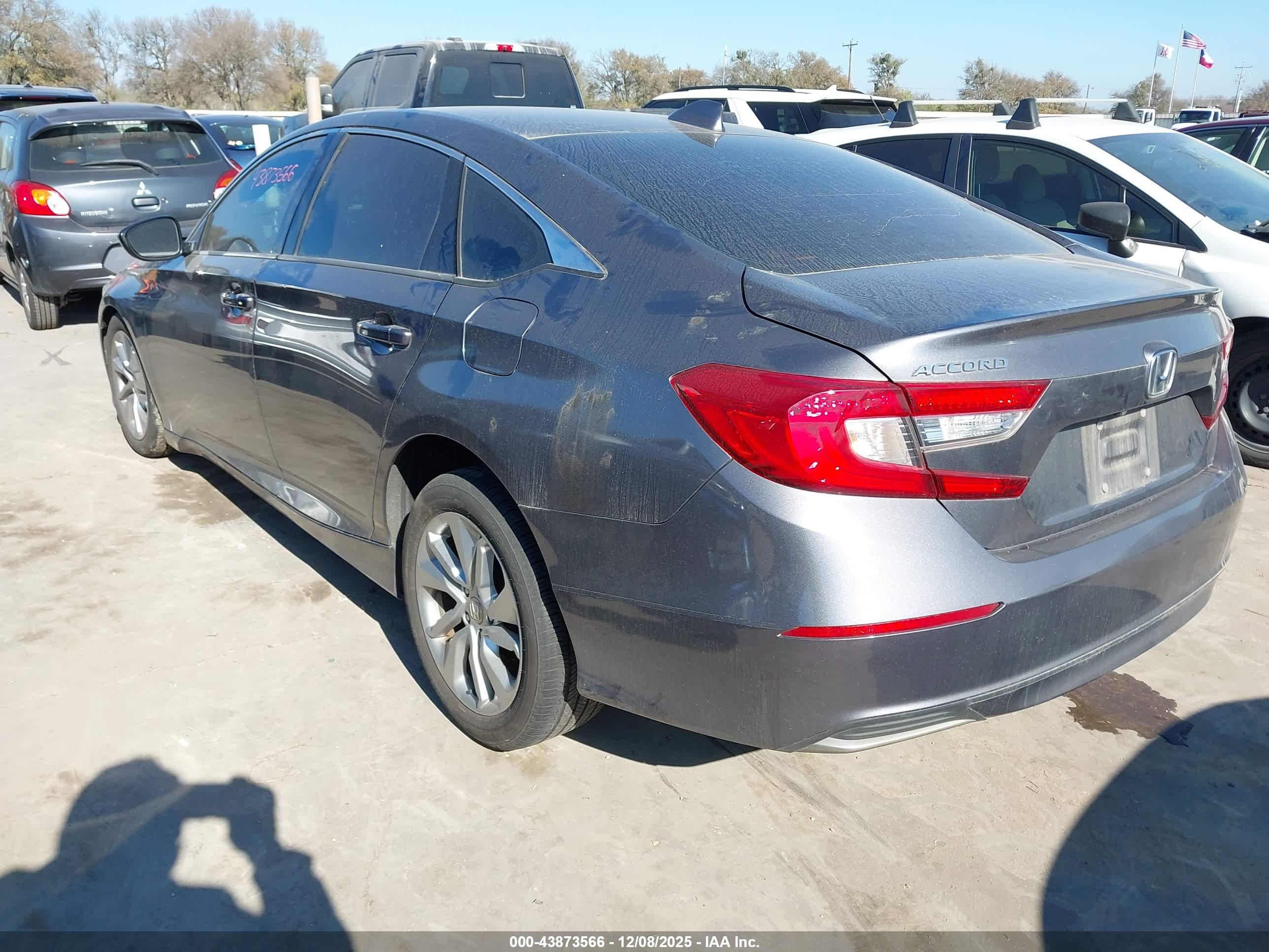 HONDA ACCORD image 3