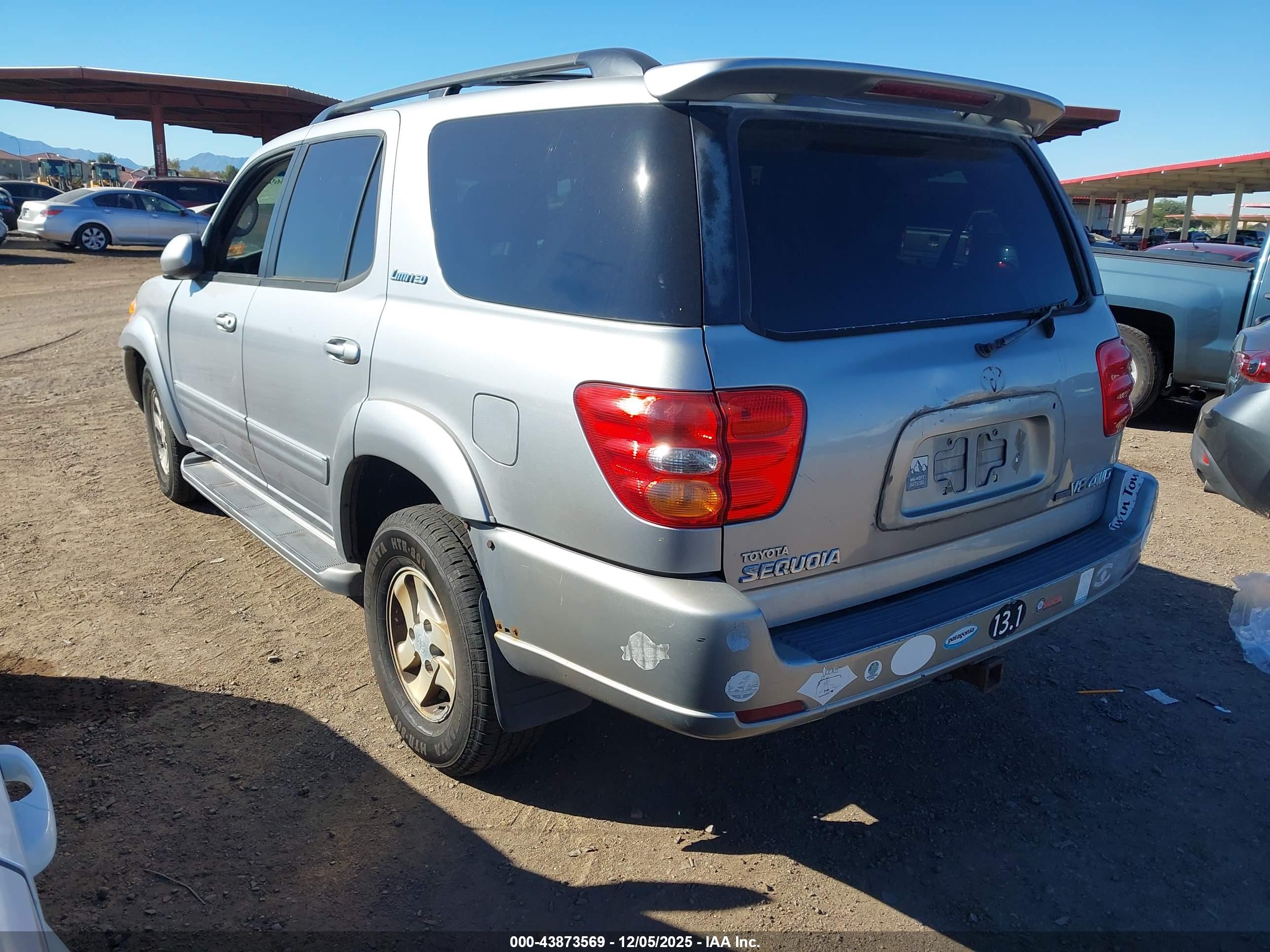 TOYOTA SEQUOIA image 3