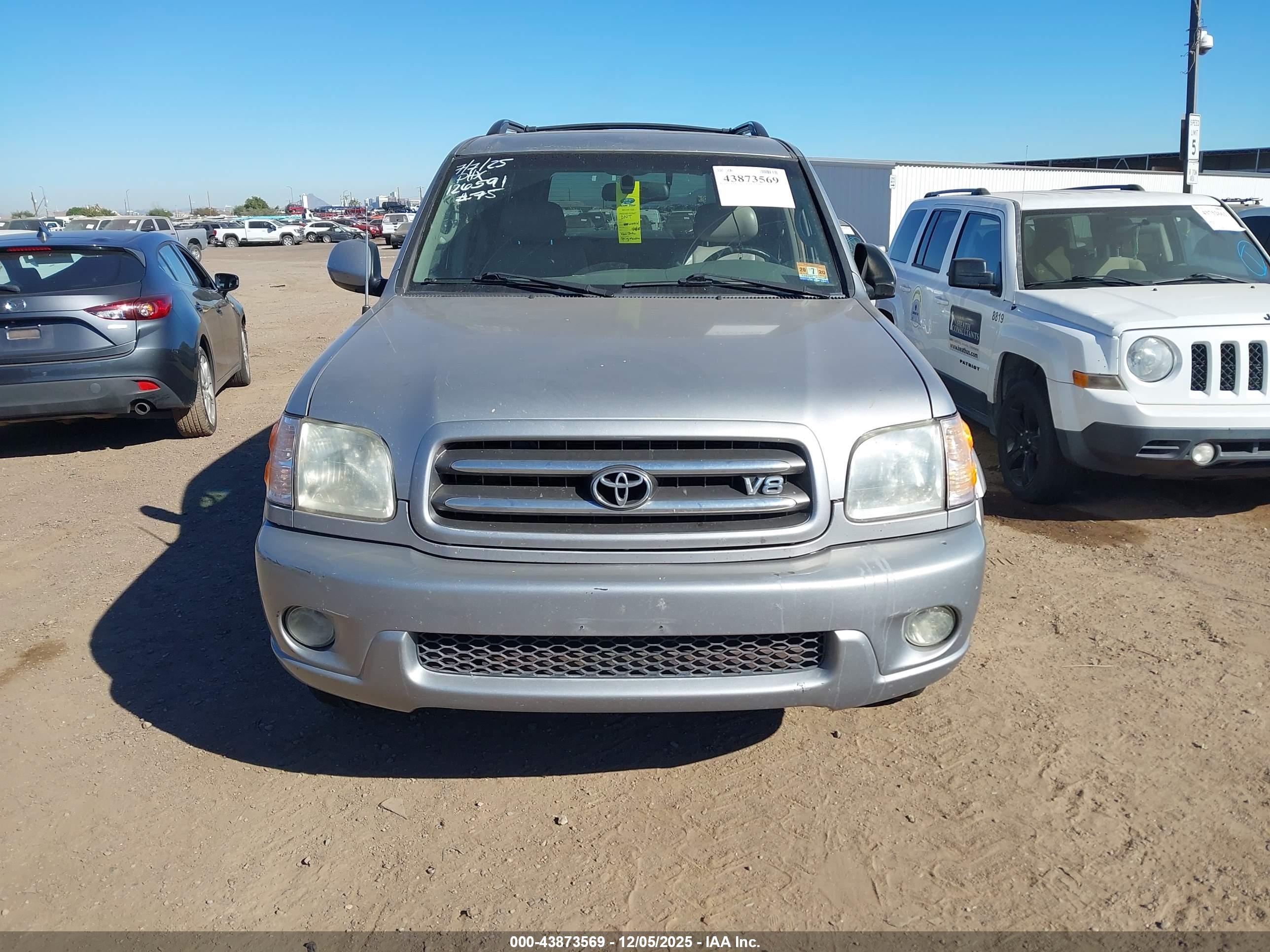 TOYOTA SEQUOIA image 6