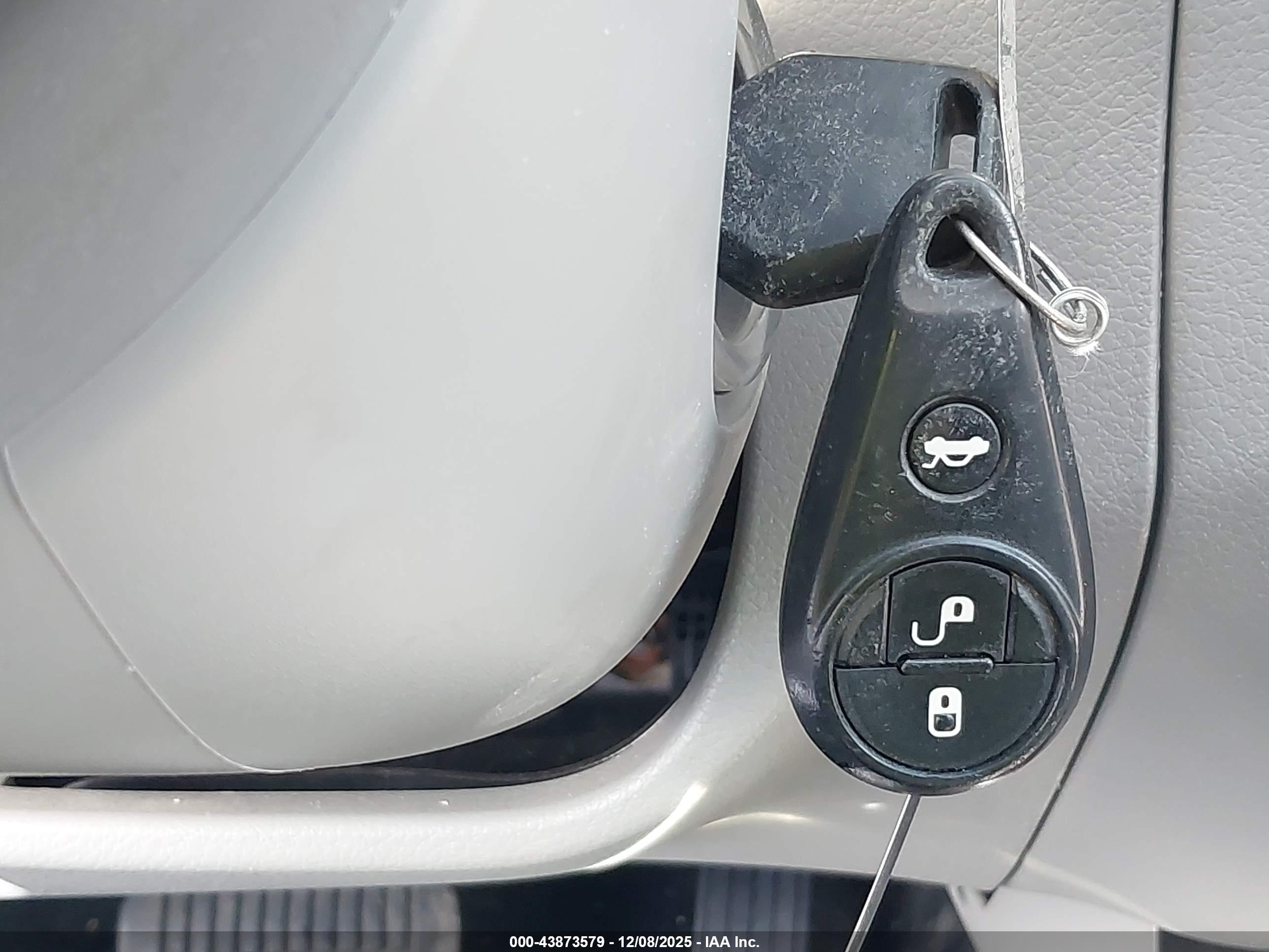 SUBARU FORESTER image 11