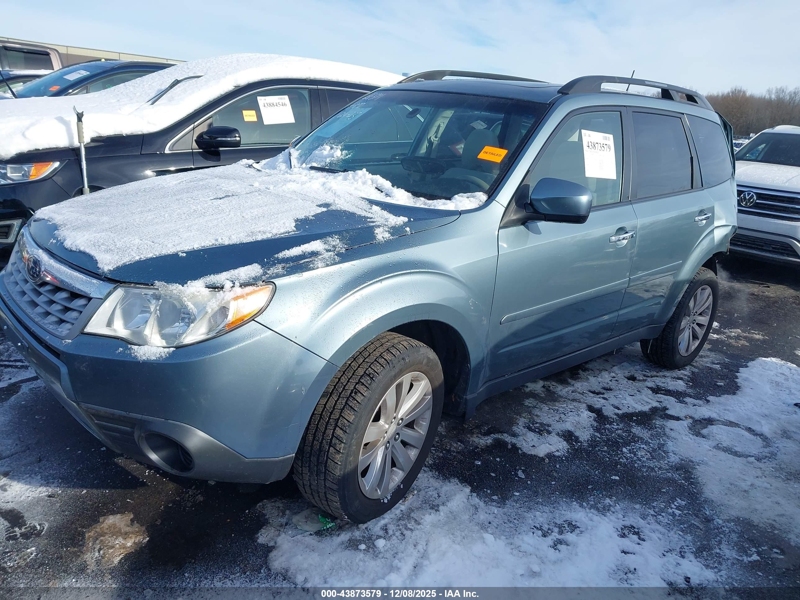 SUBARU FORESTER image 2