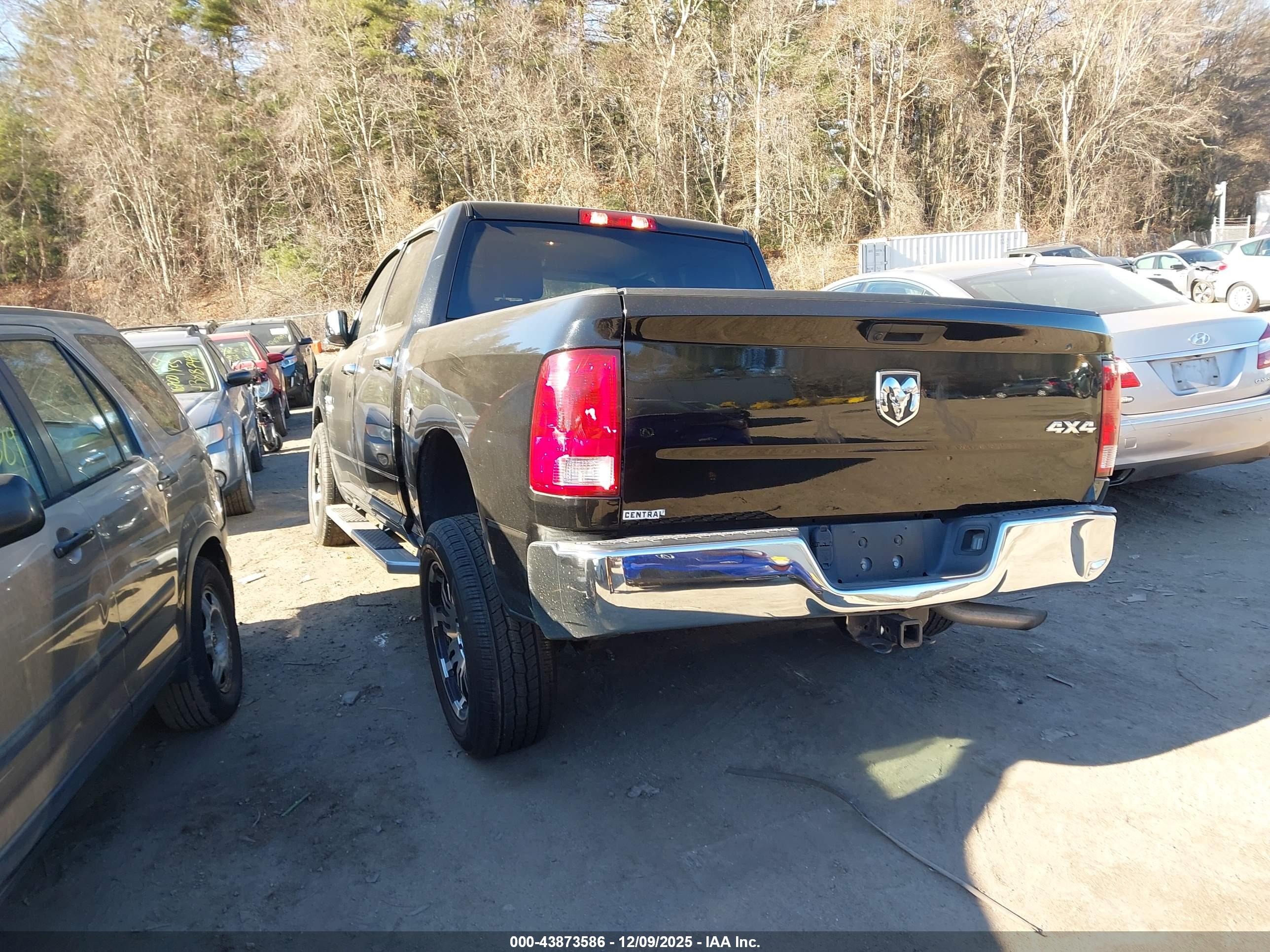 RAM 1500 image 3