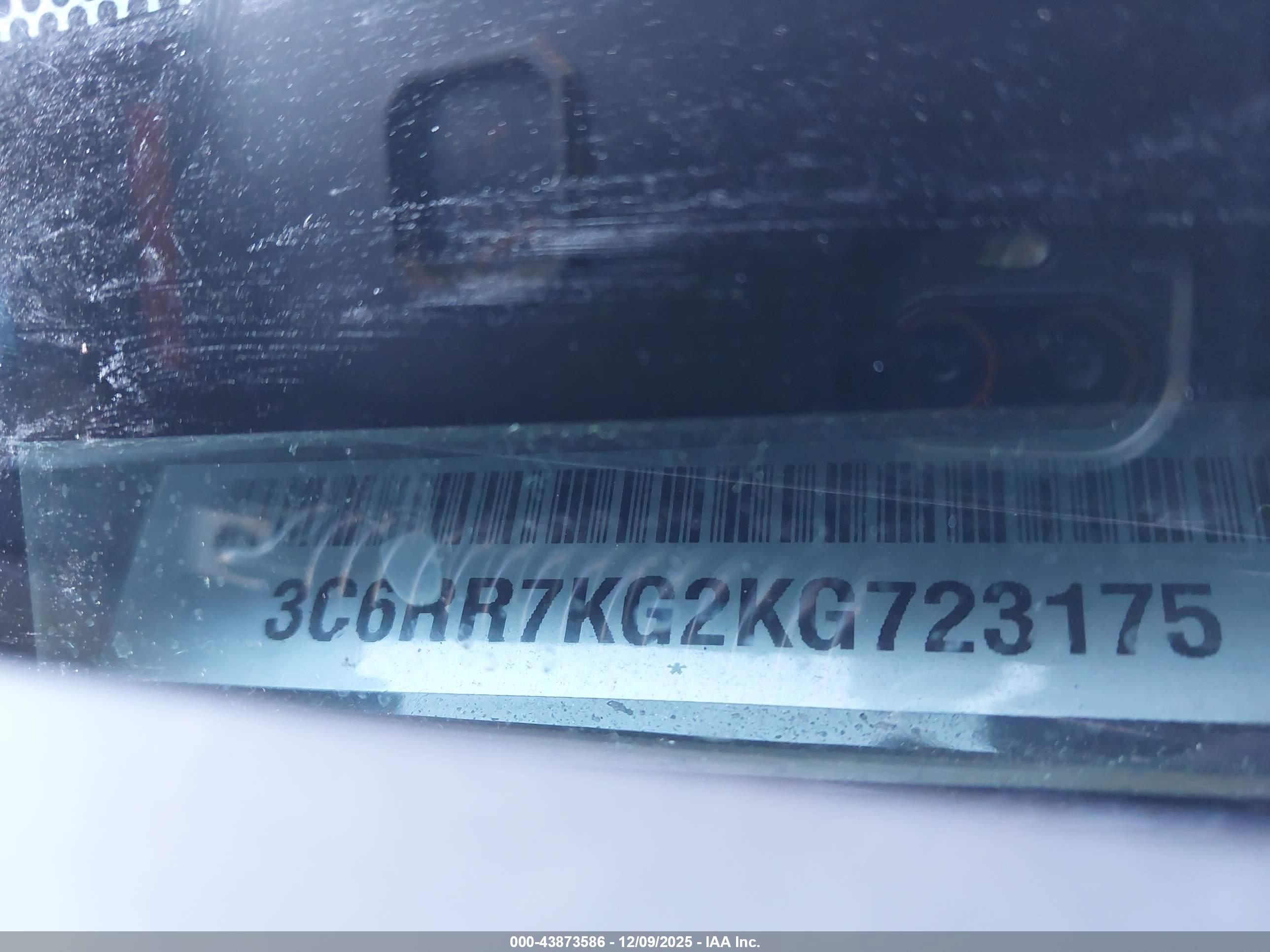 RAM 1500 image 9