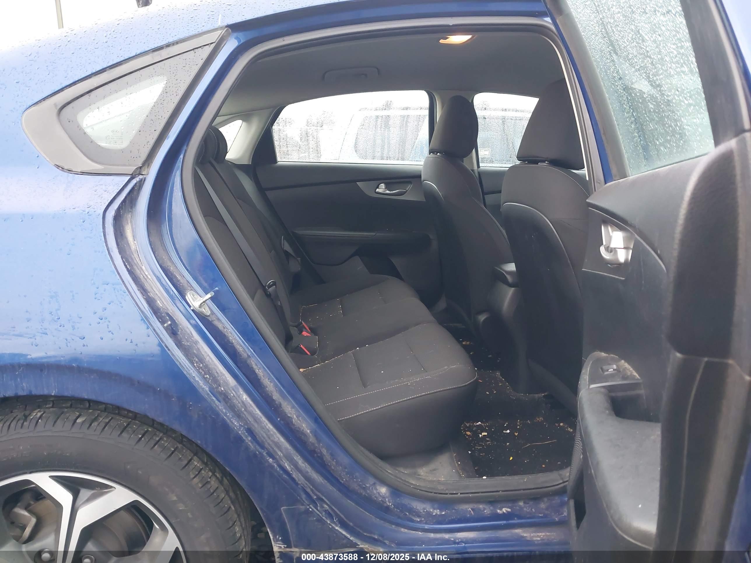 KIA FORTE image 8