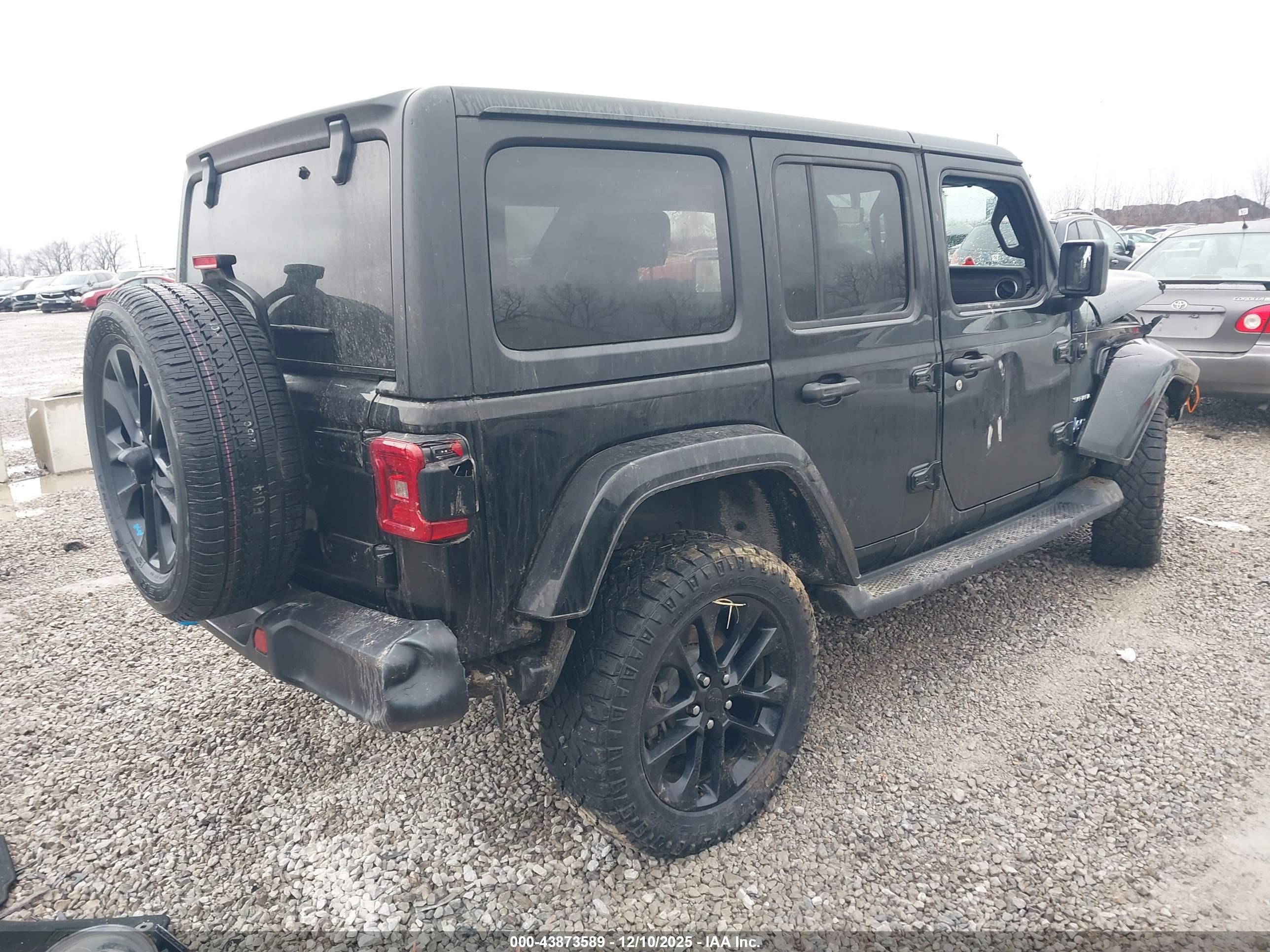 JEEP WRANGLER image 4