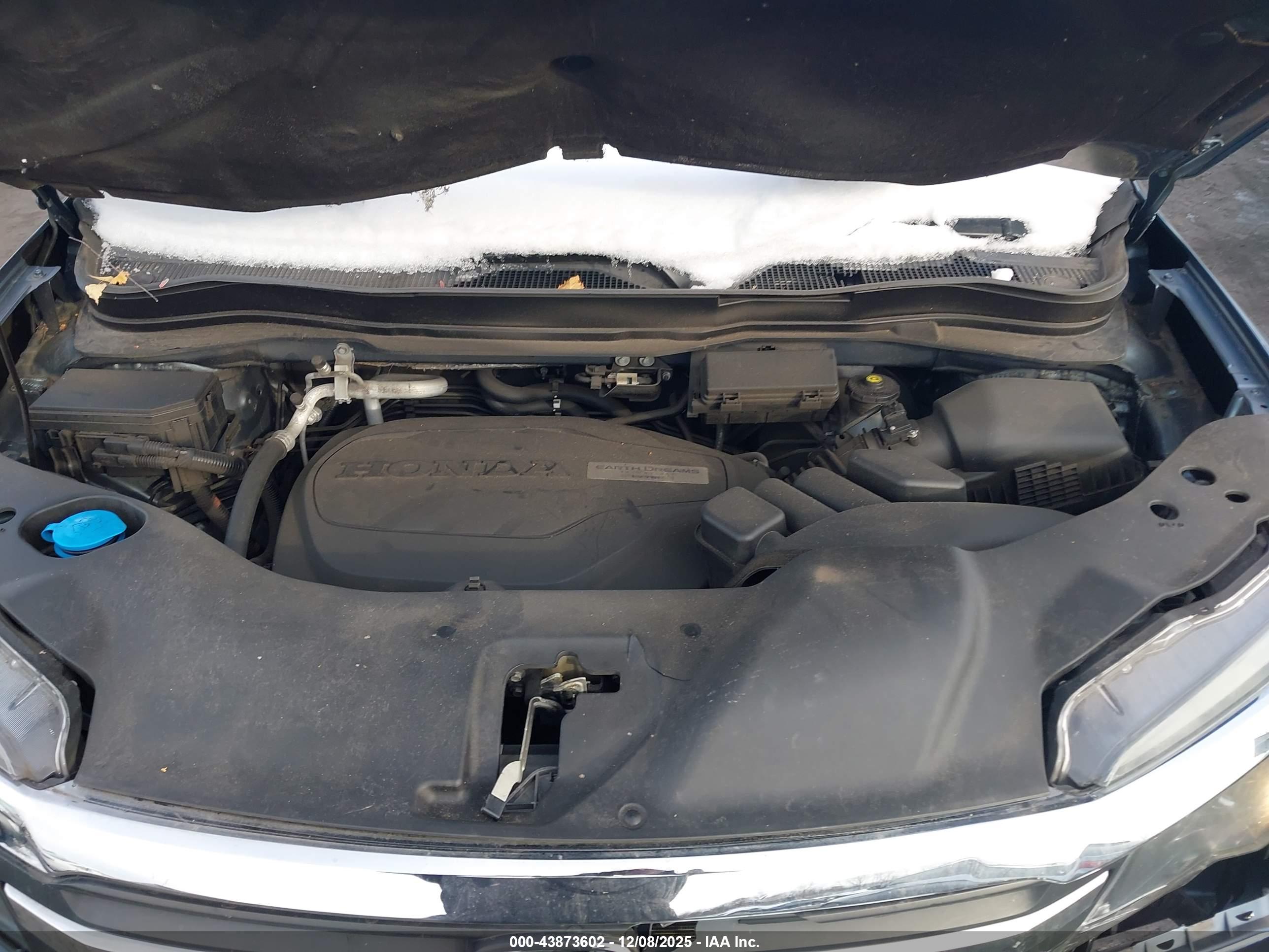 HONDA PILOT image 10