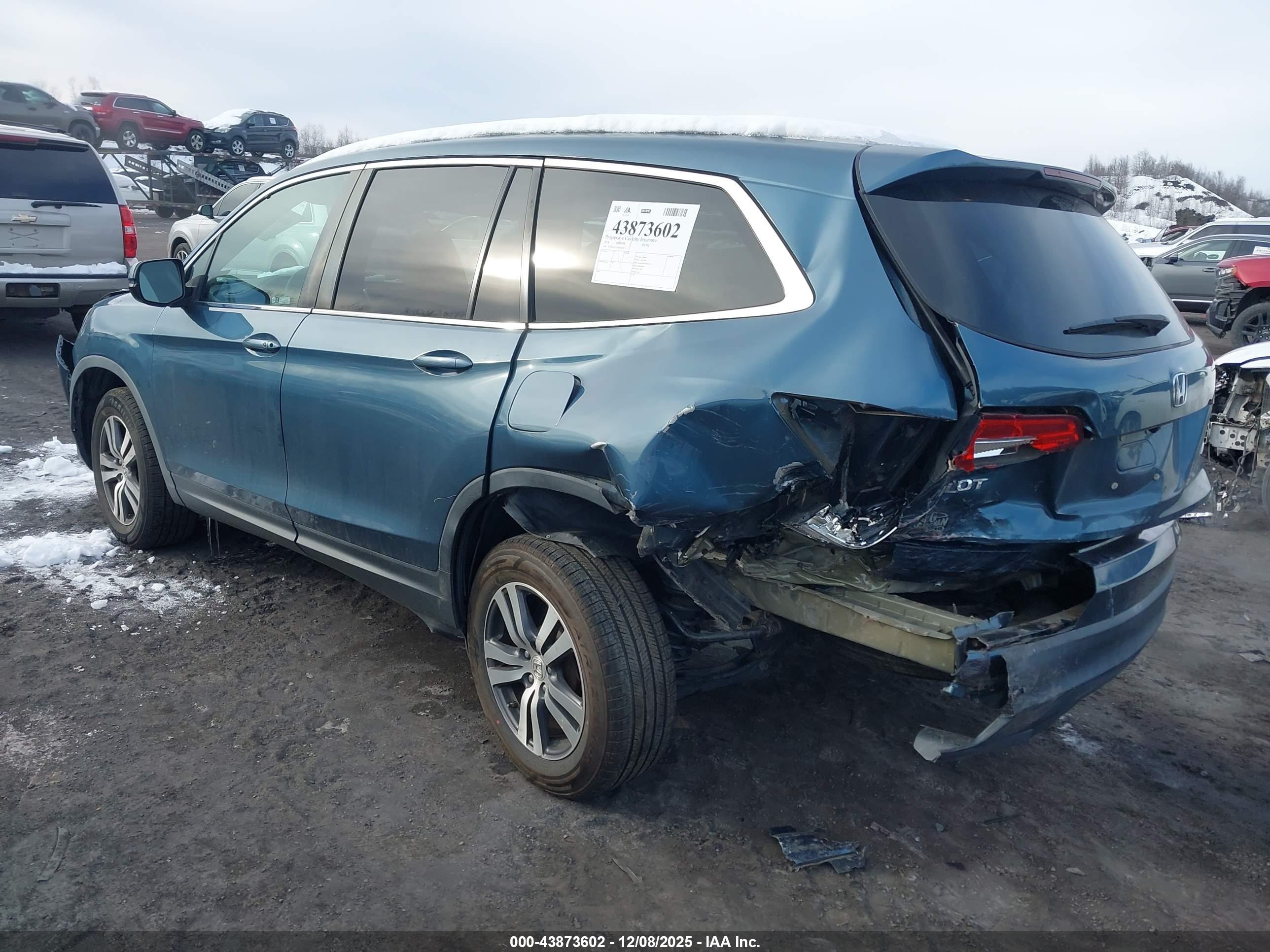 HONDA PILOT image 3