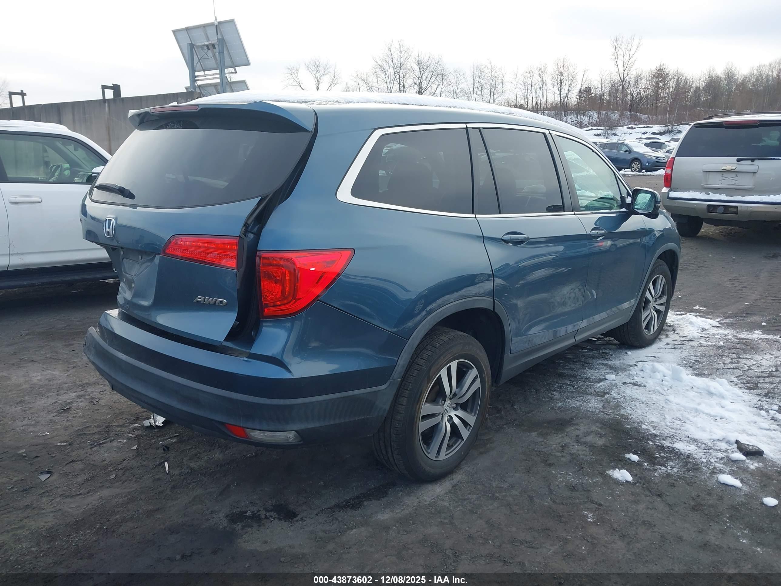 HONDA PILOT image 4