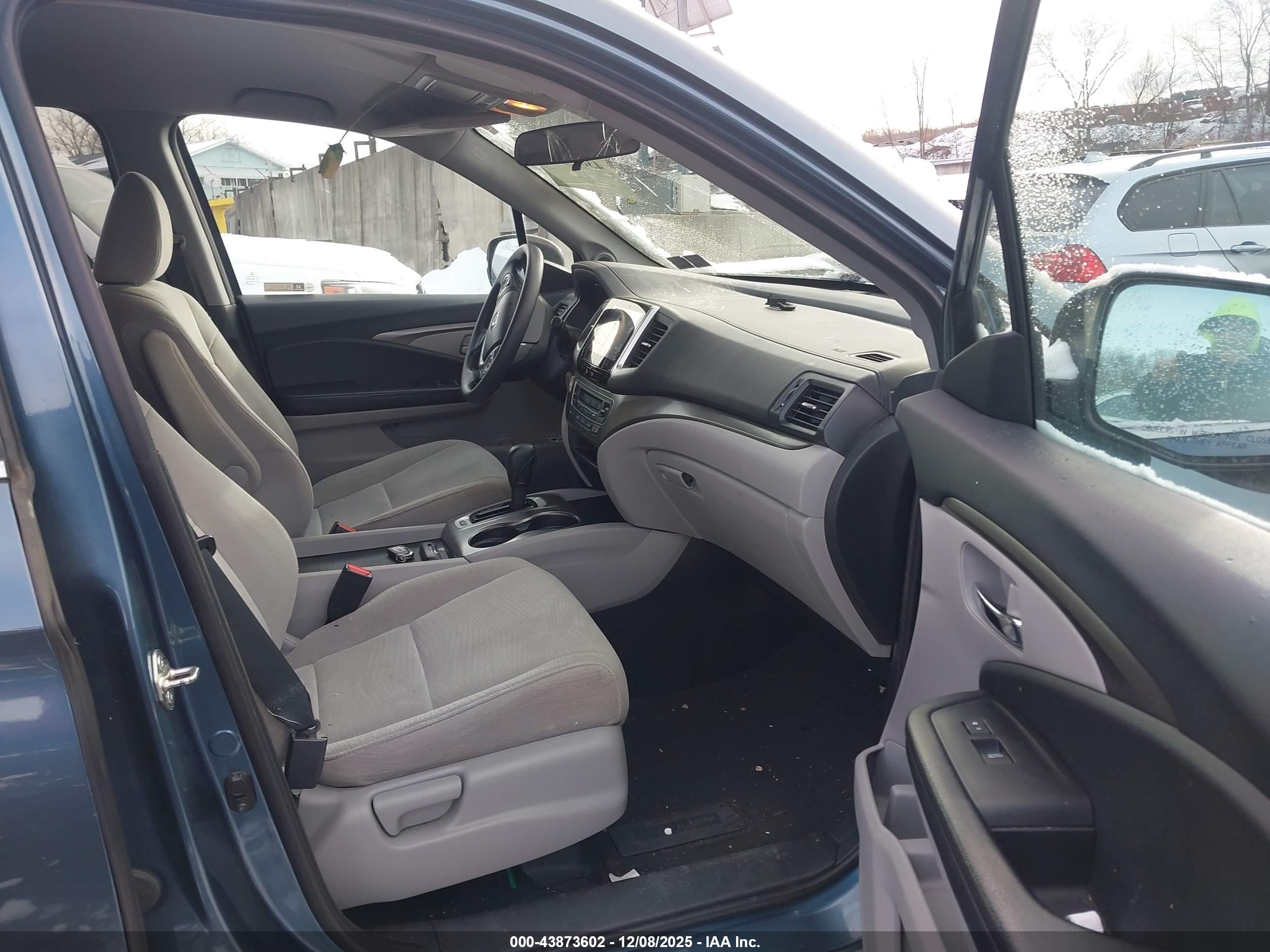 HONDA PILOT image 5