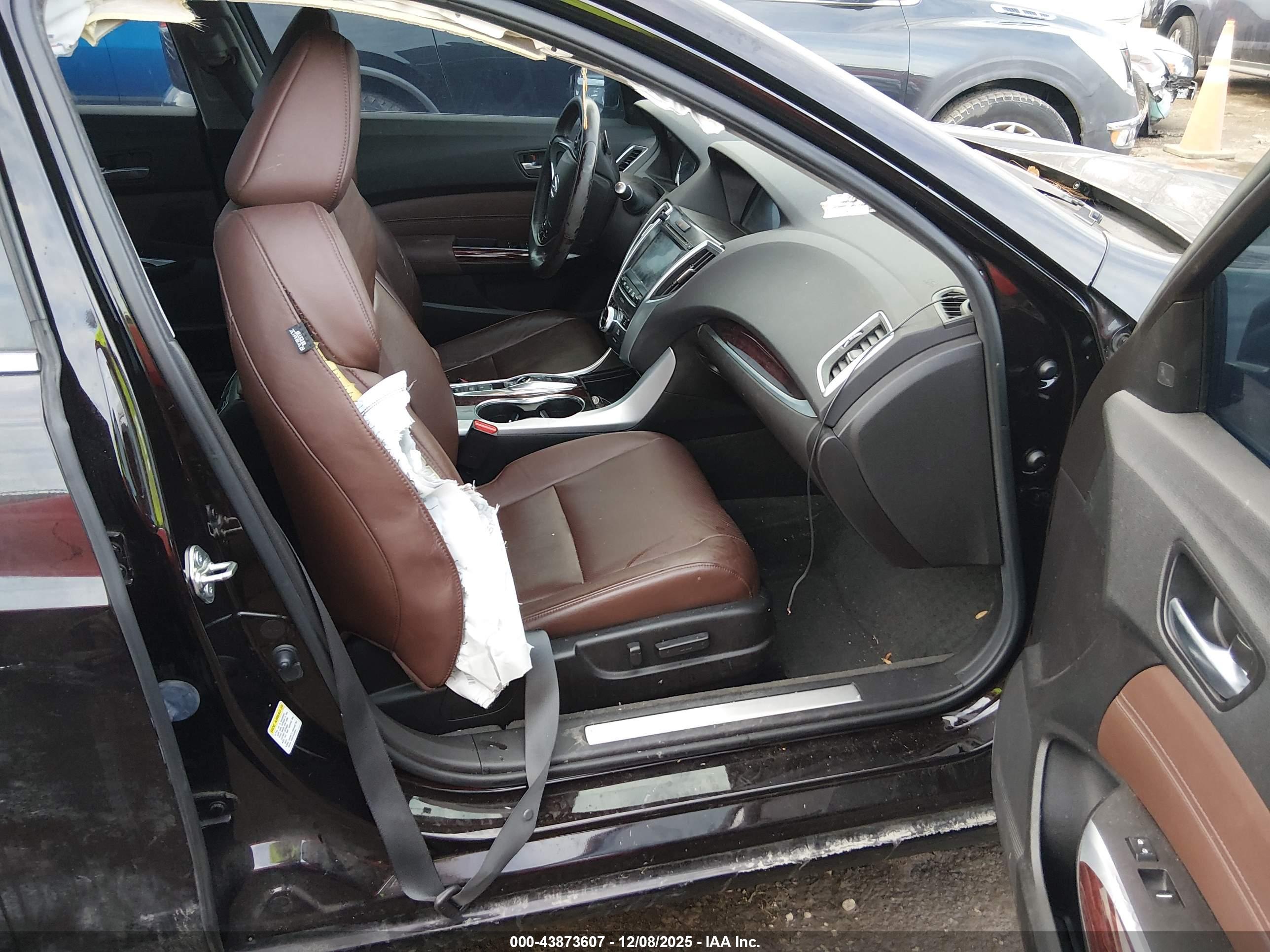 ACURA TLX image 5