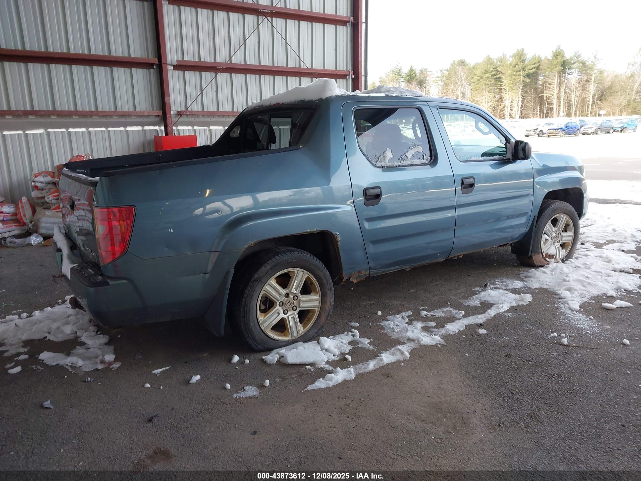 HONDA RIDGELINE image 4