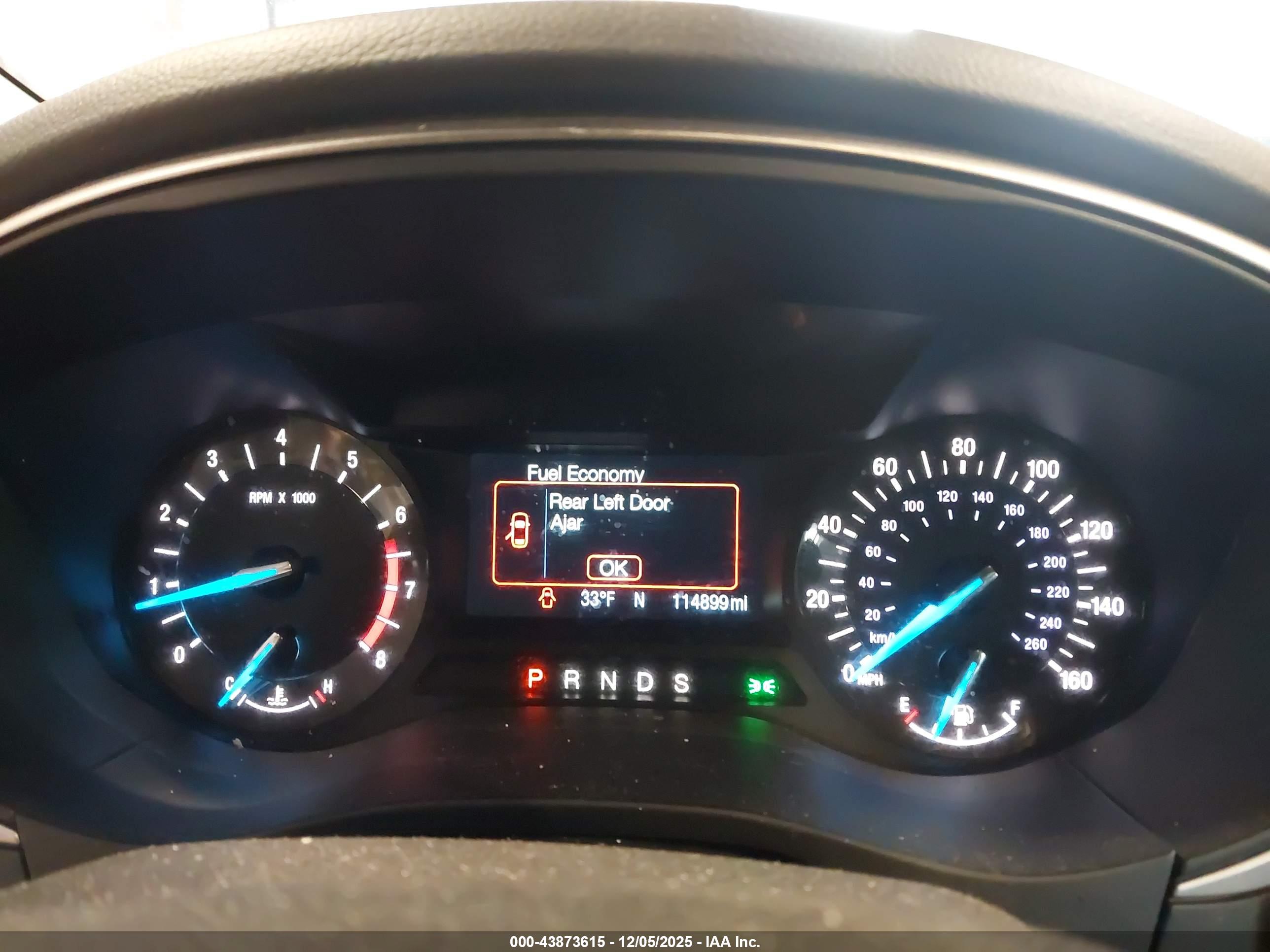 FORD FUSION image 7