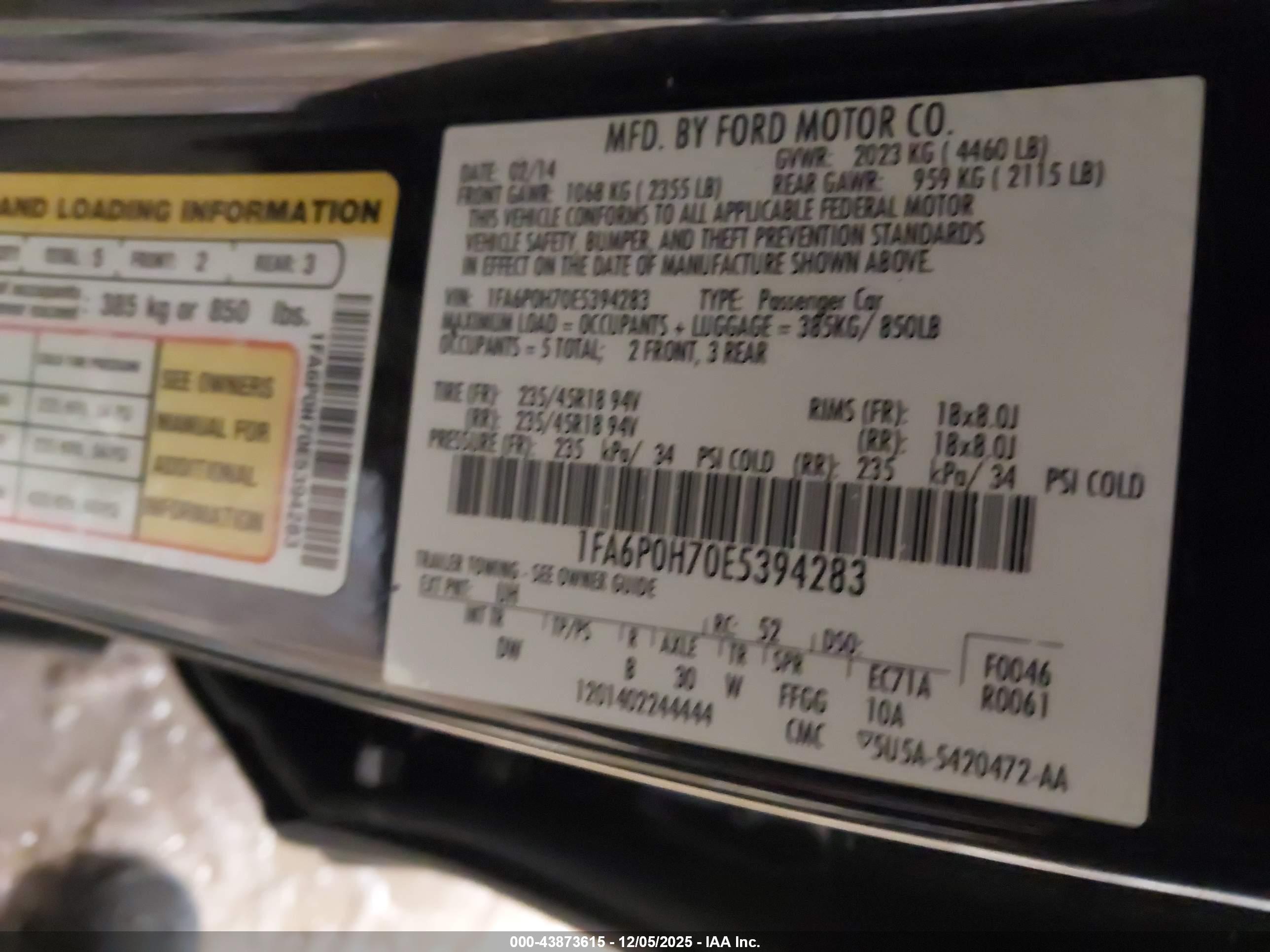 FORD FUSION image 9