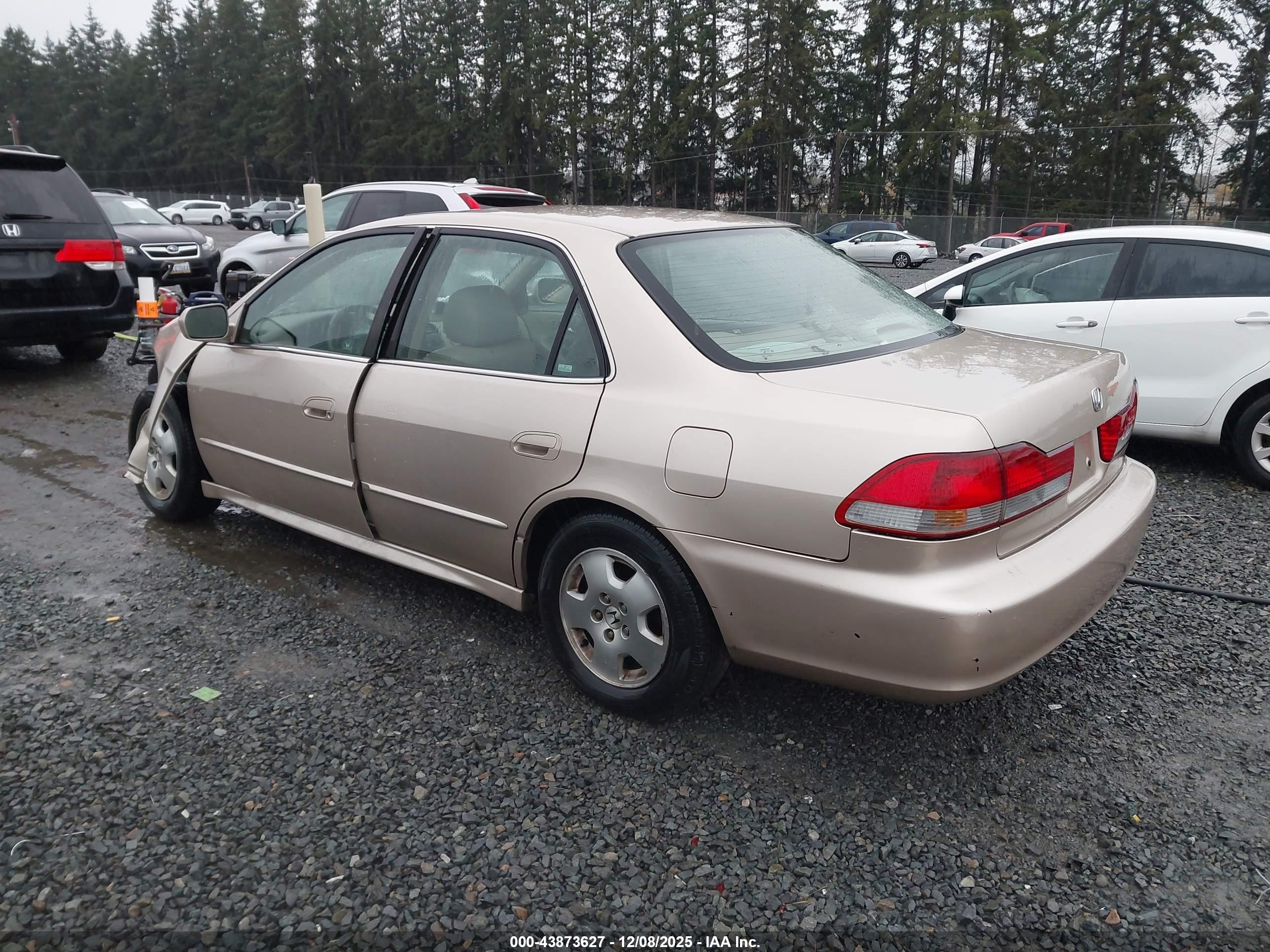 HONDA ACCORD image 3