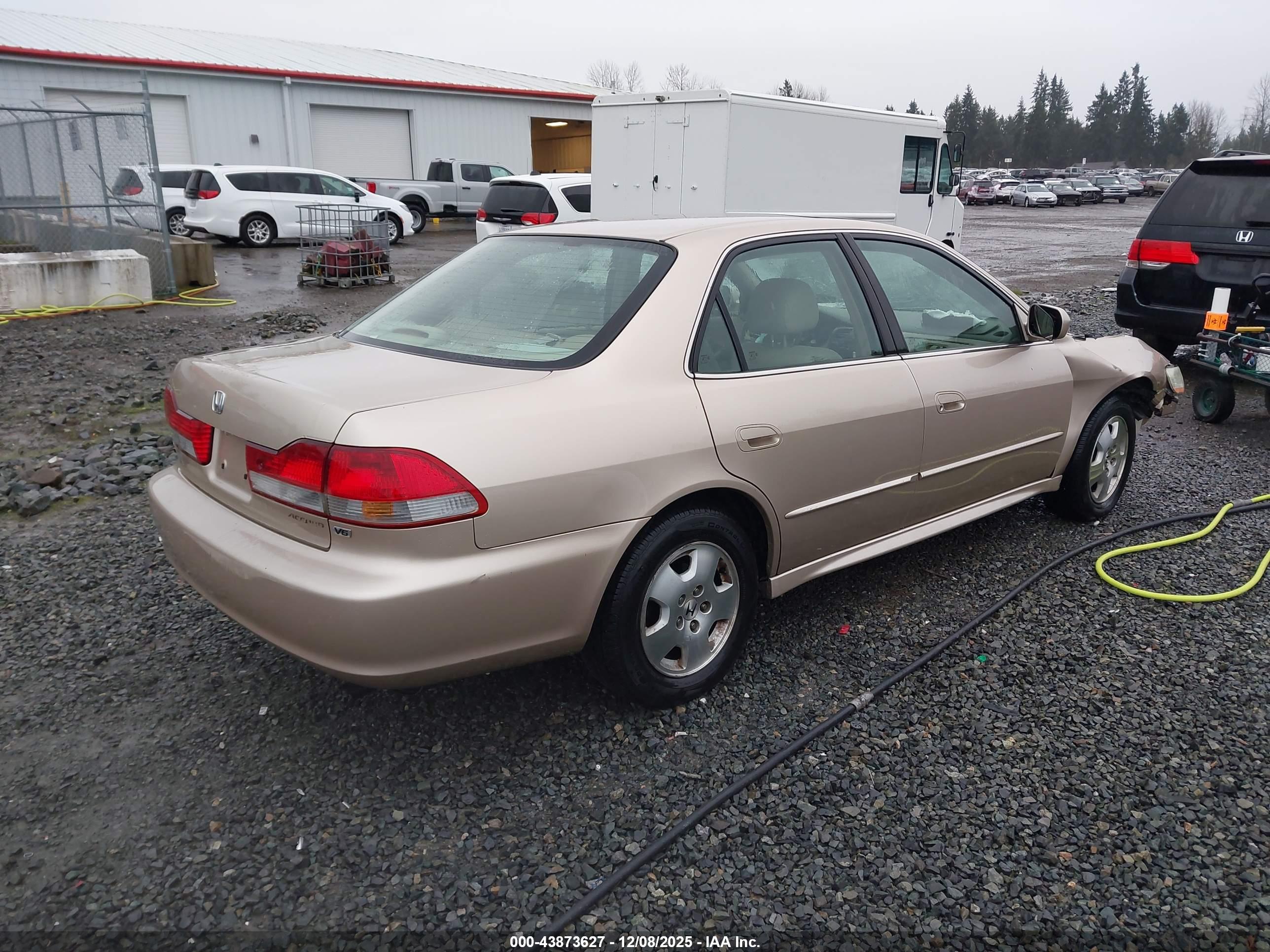 HONDA ACCORD image 4