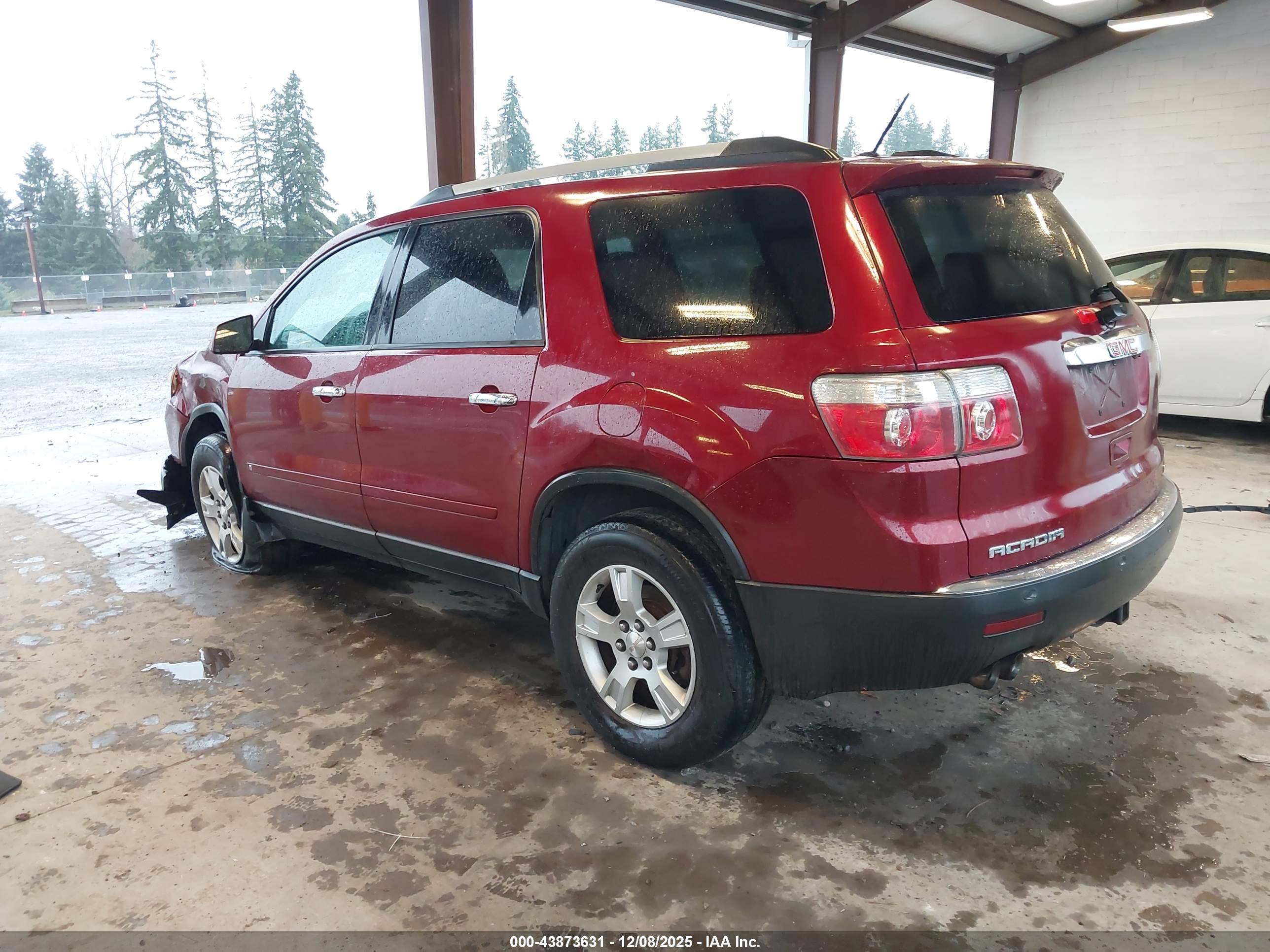 GMC ACADIA image 3