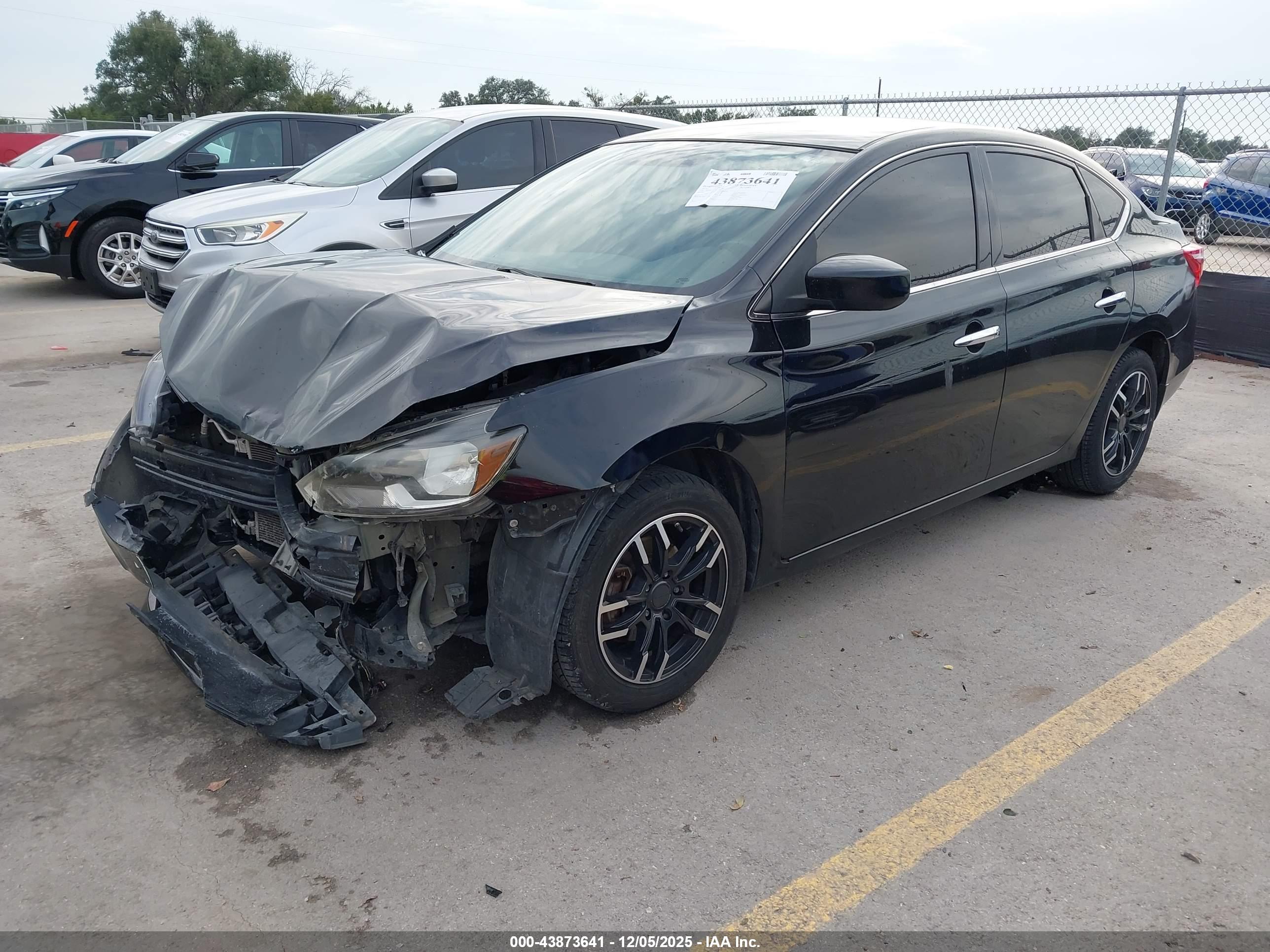 NISSAN SENTRA image 2