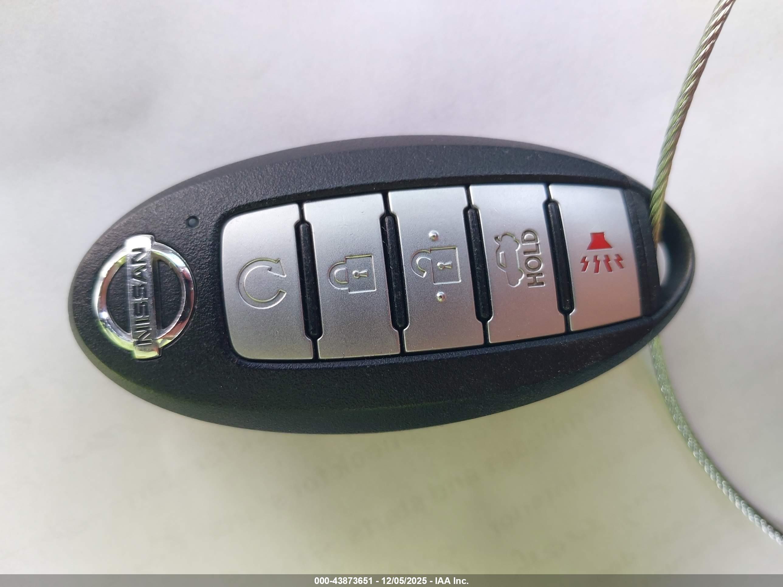 NISSAN ALTIMA image 11