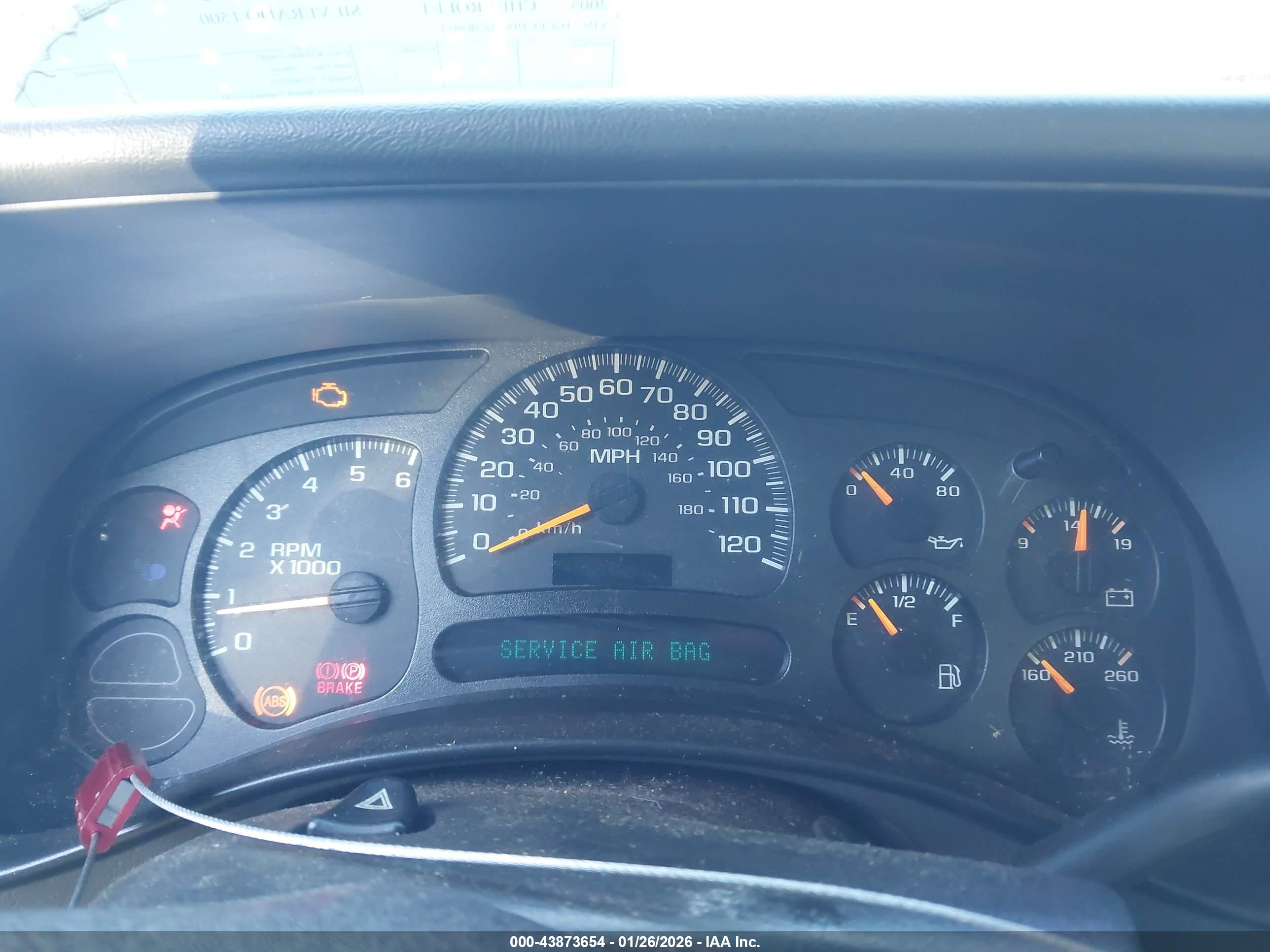 CHEVROLET SILVERADO image 7