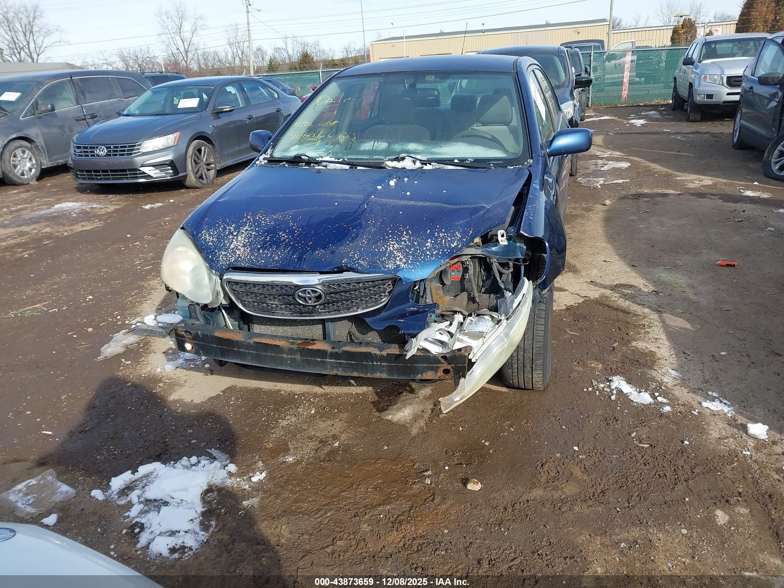 TOYOTA COROLLA image 6
