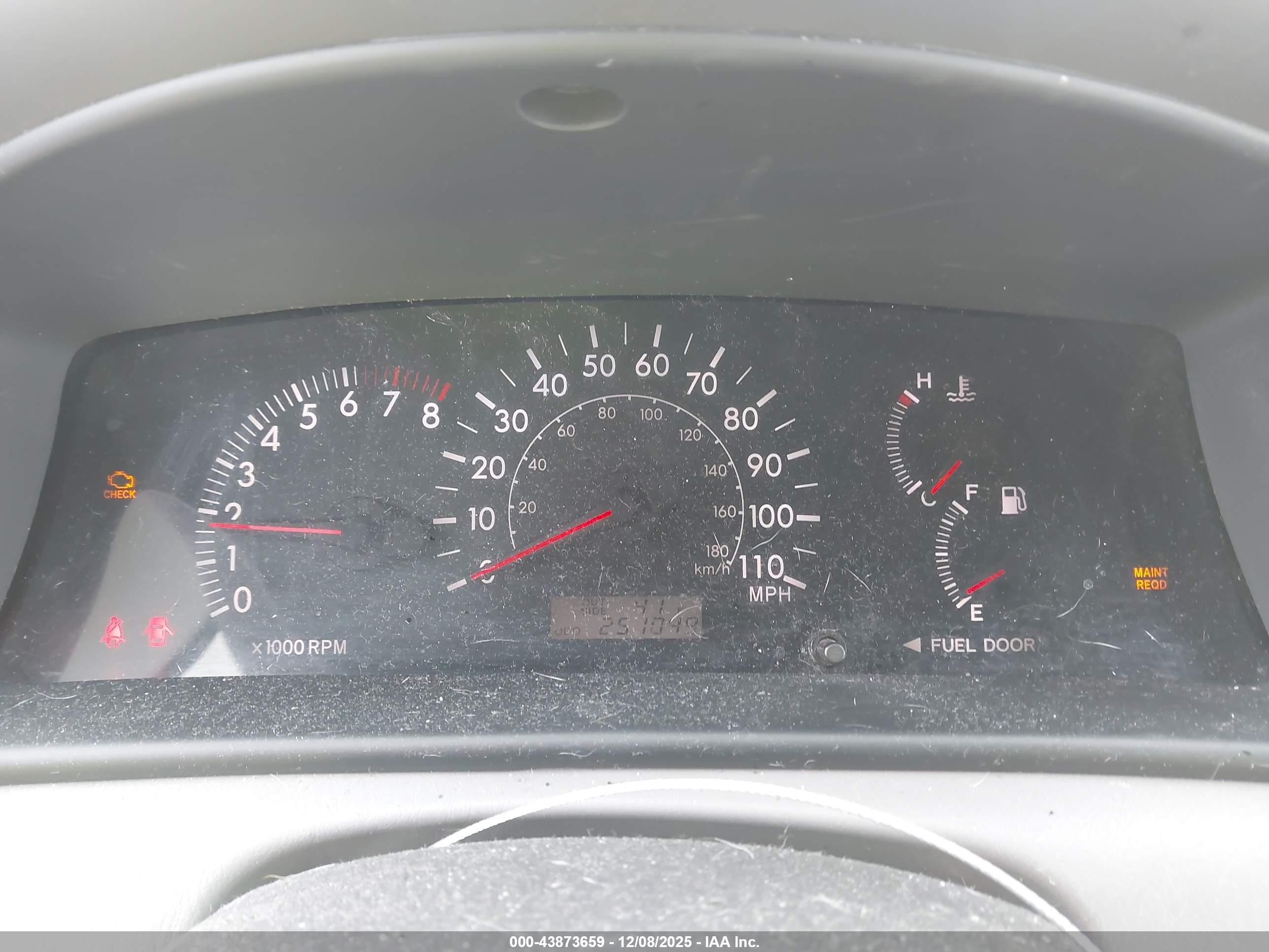 TOYOTA COROLLA image 7