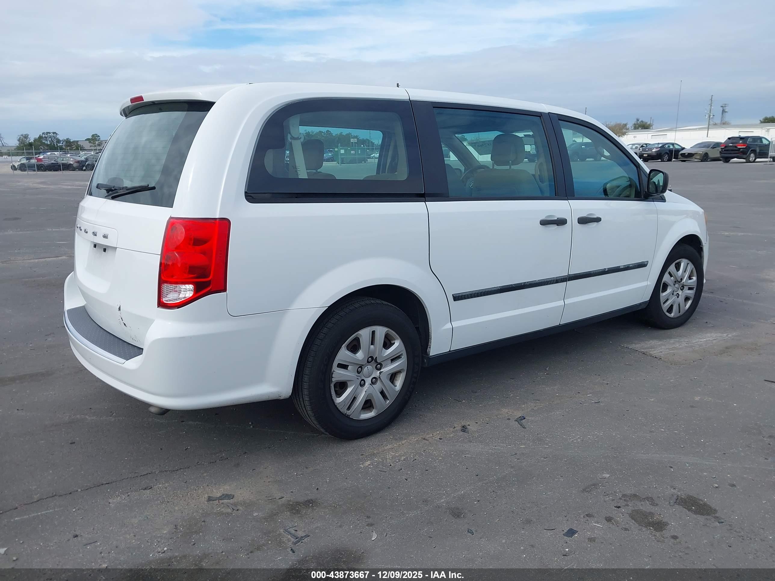 DODGE GRAND image 4