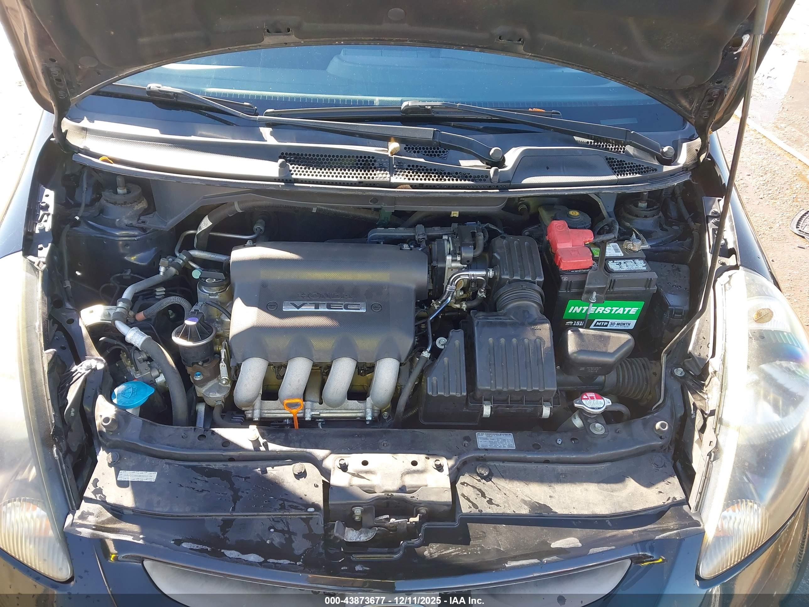 HONDA FIT image 10