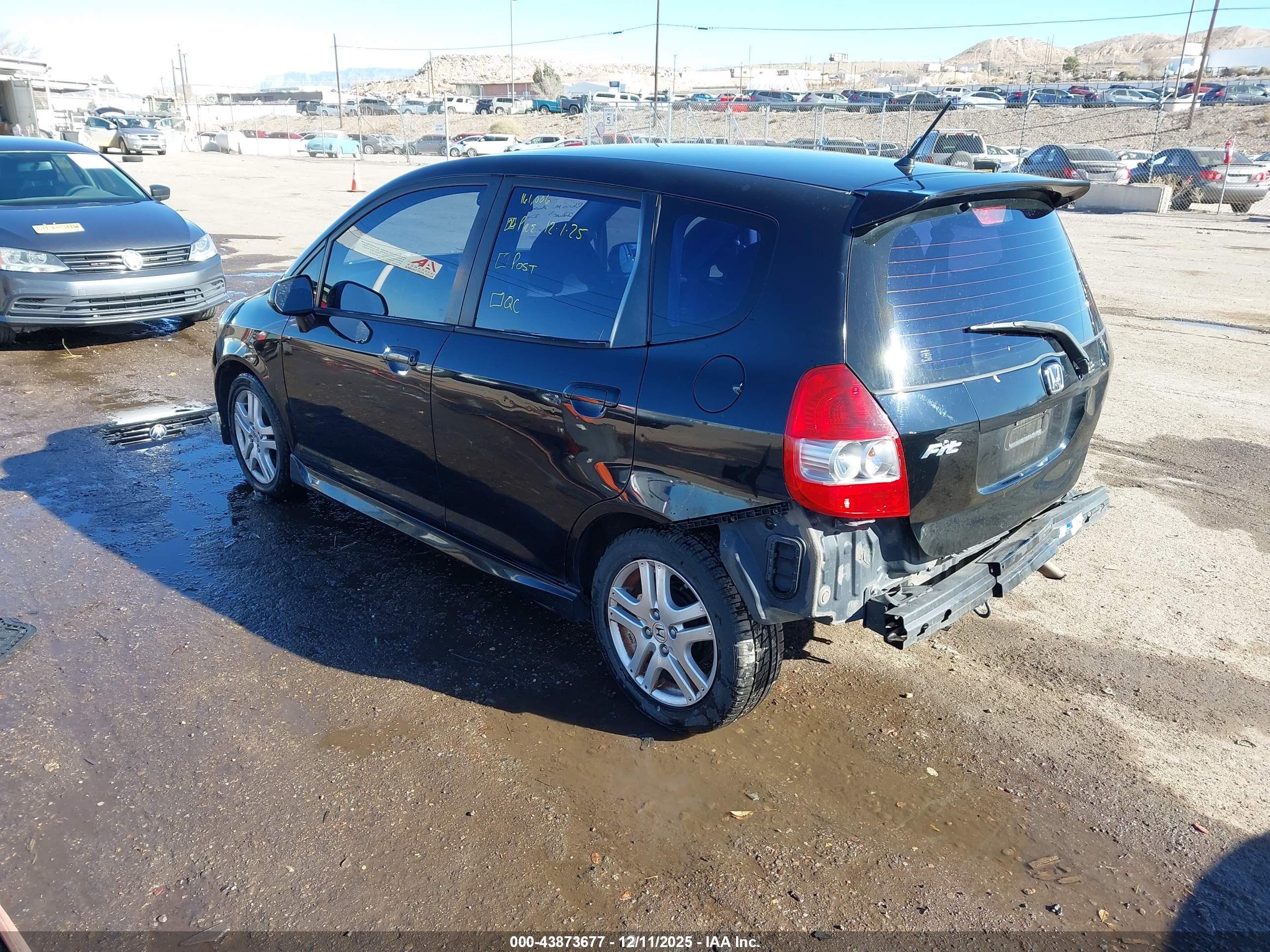 HONDA FIT image 3