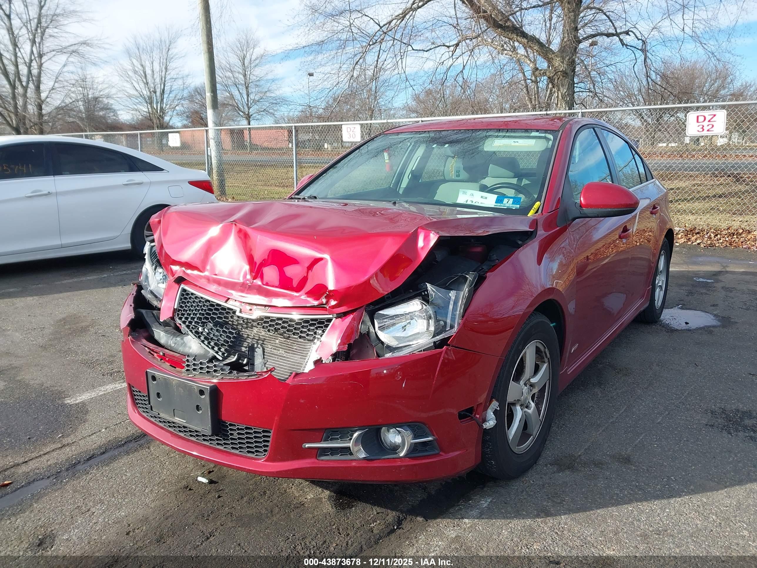 CHEVROLET CRUZE image 2