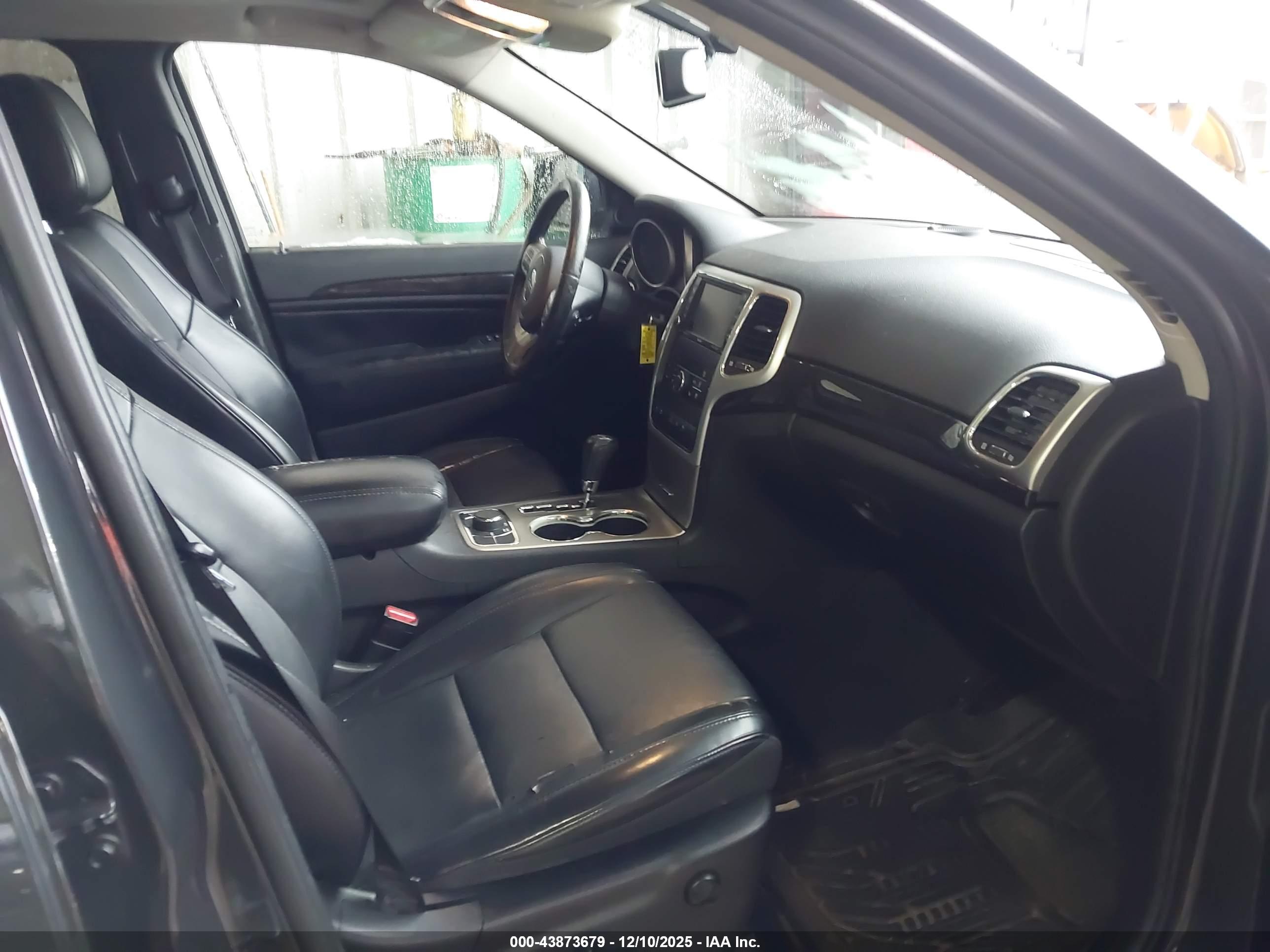 JEEP GRAND image 5