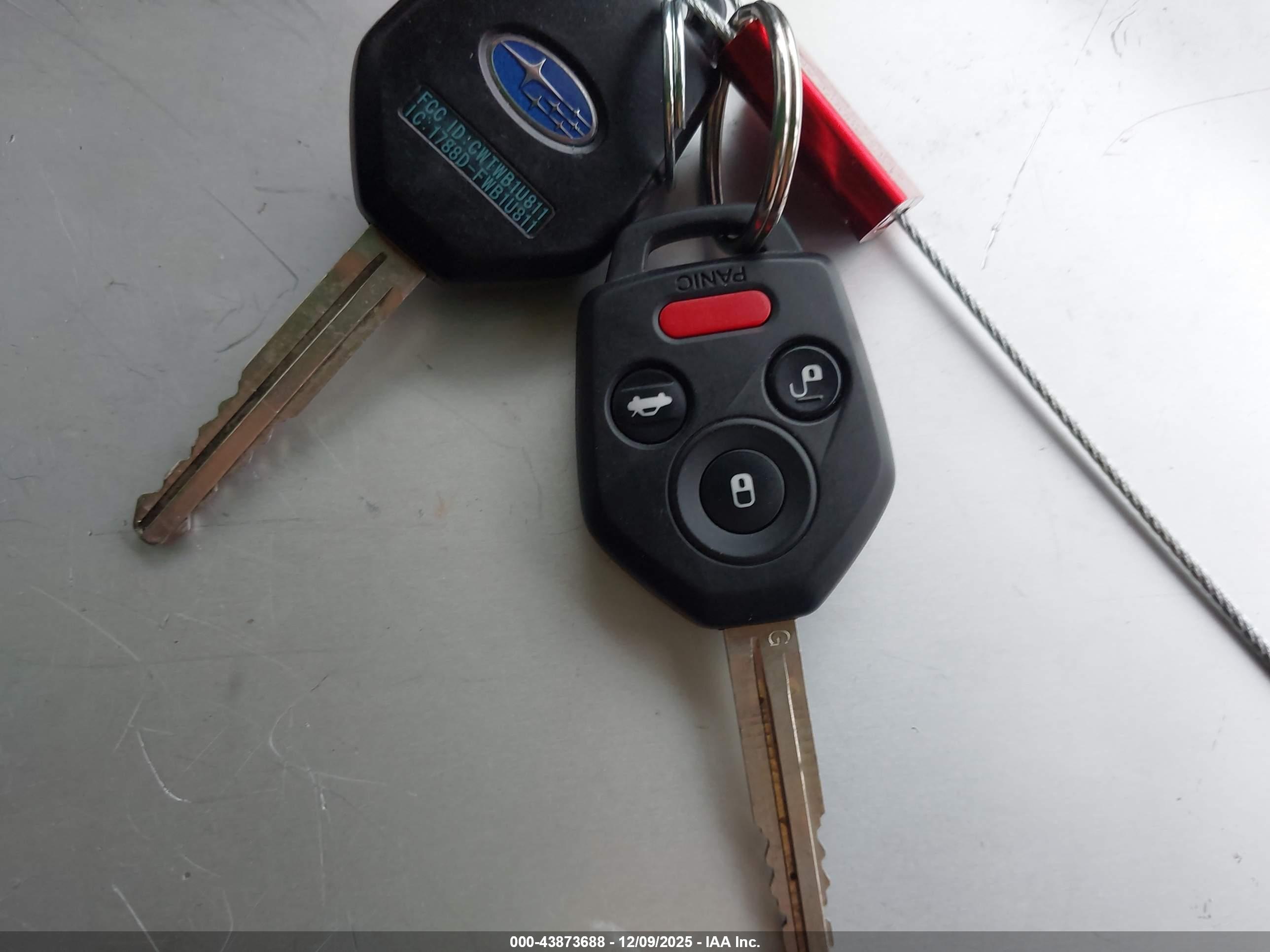 SUBARU OUTBACK image 11