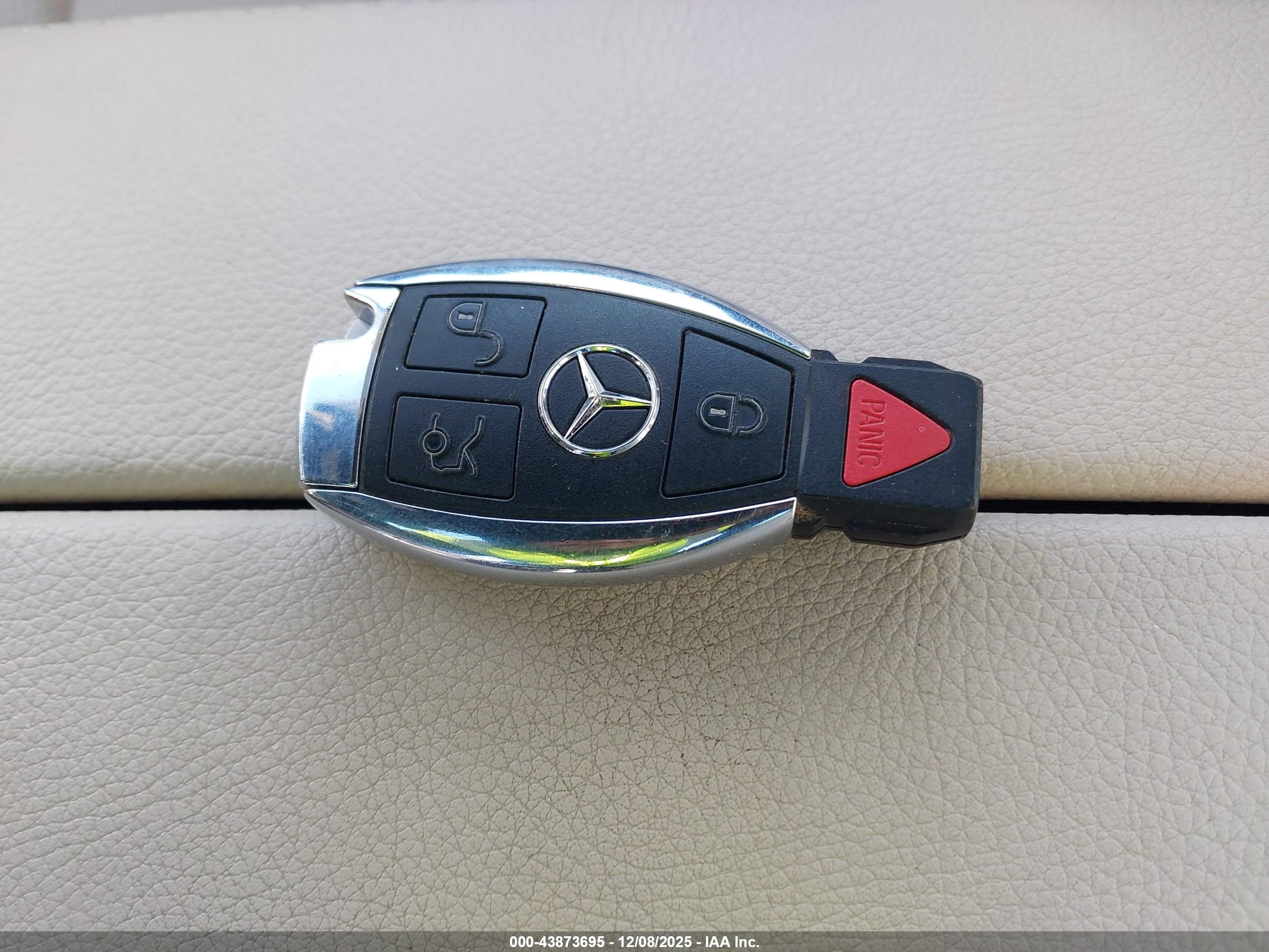 MERCEDES-BENZ C image 11