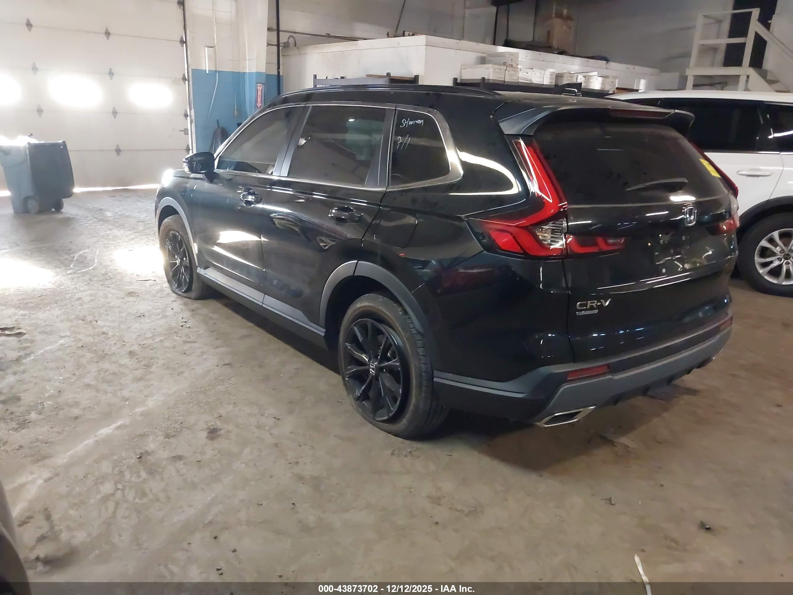 HONDA CR-V image 3
