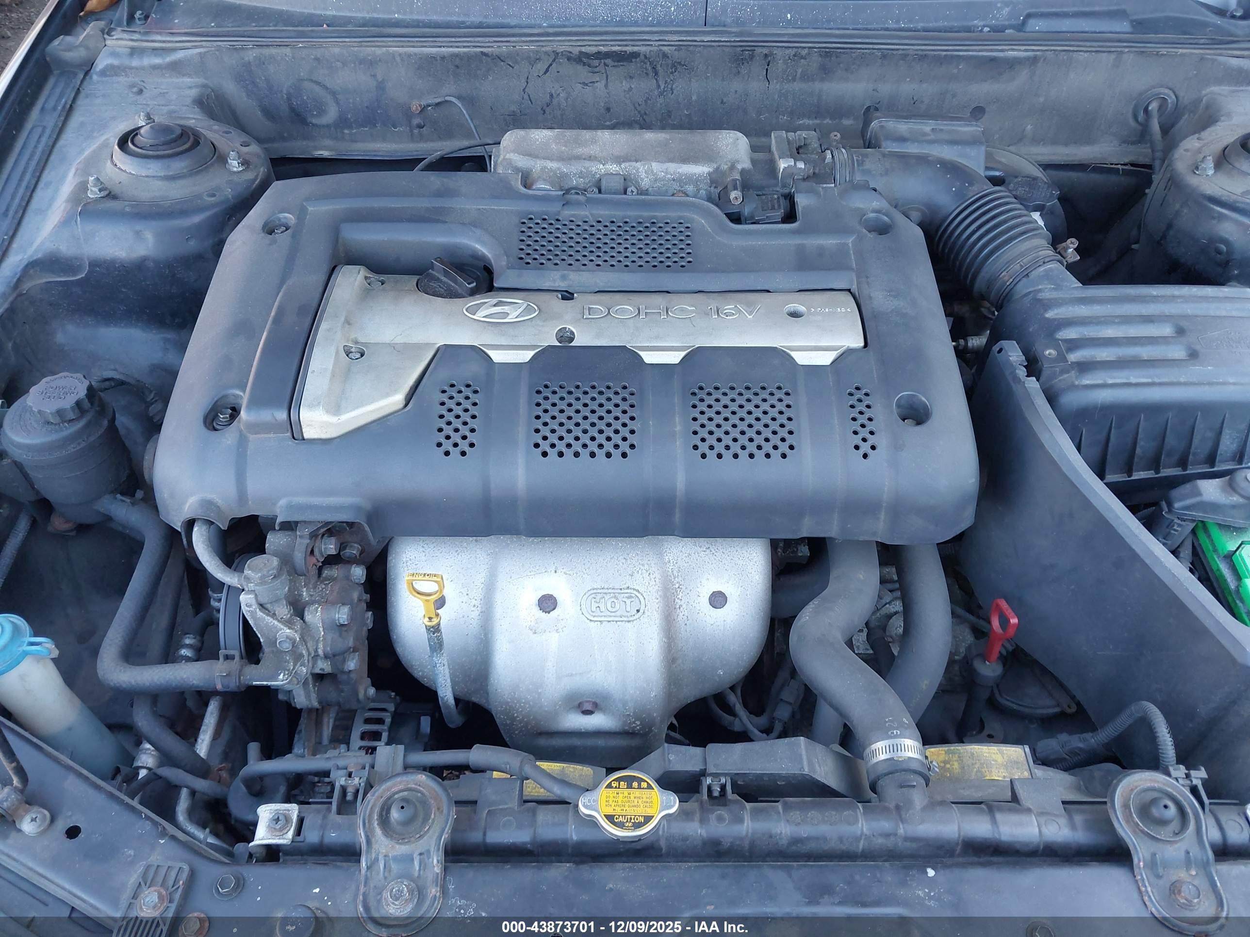 HYUNDAI ELANTRA image 10