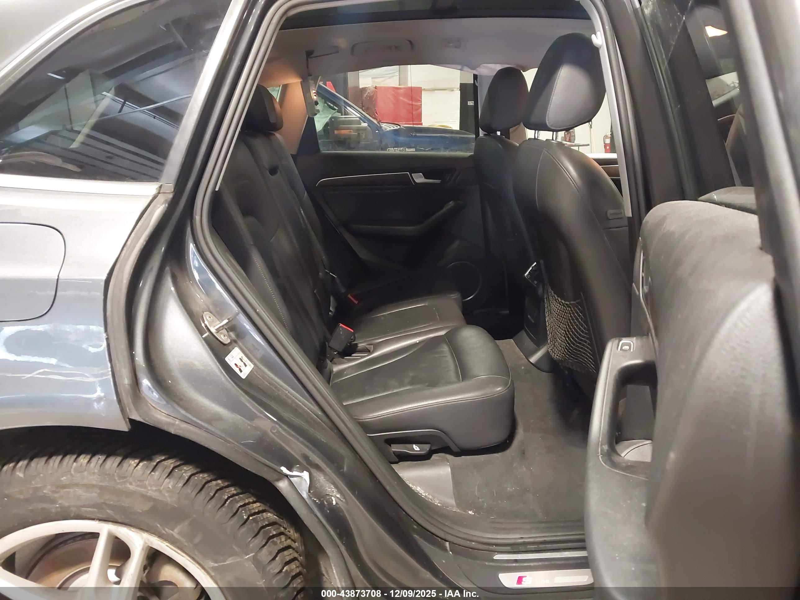 AUDI Q5 image 8