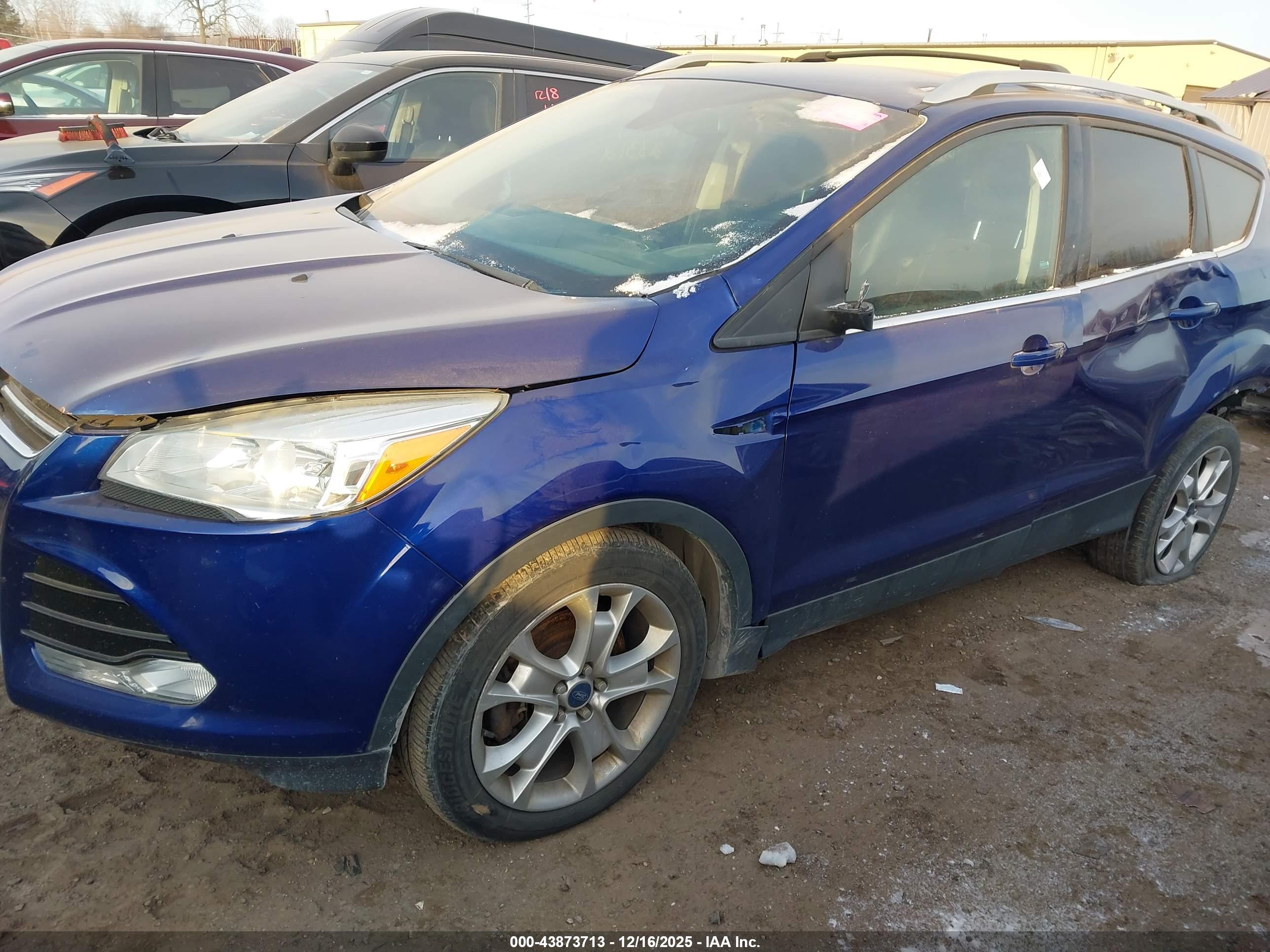 FORD ESCAPE image 2