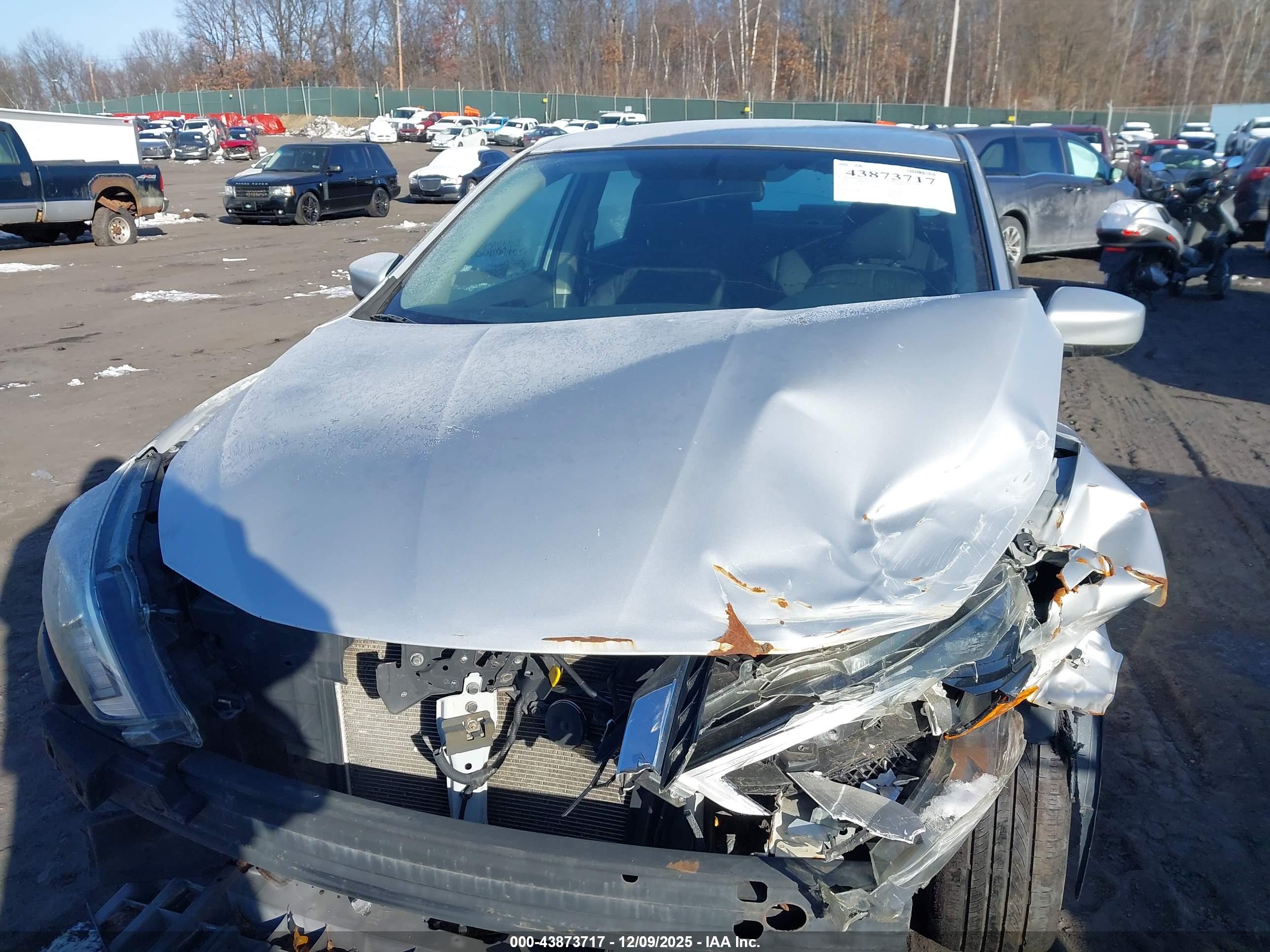 NISSAN SENTRA image 6