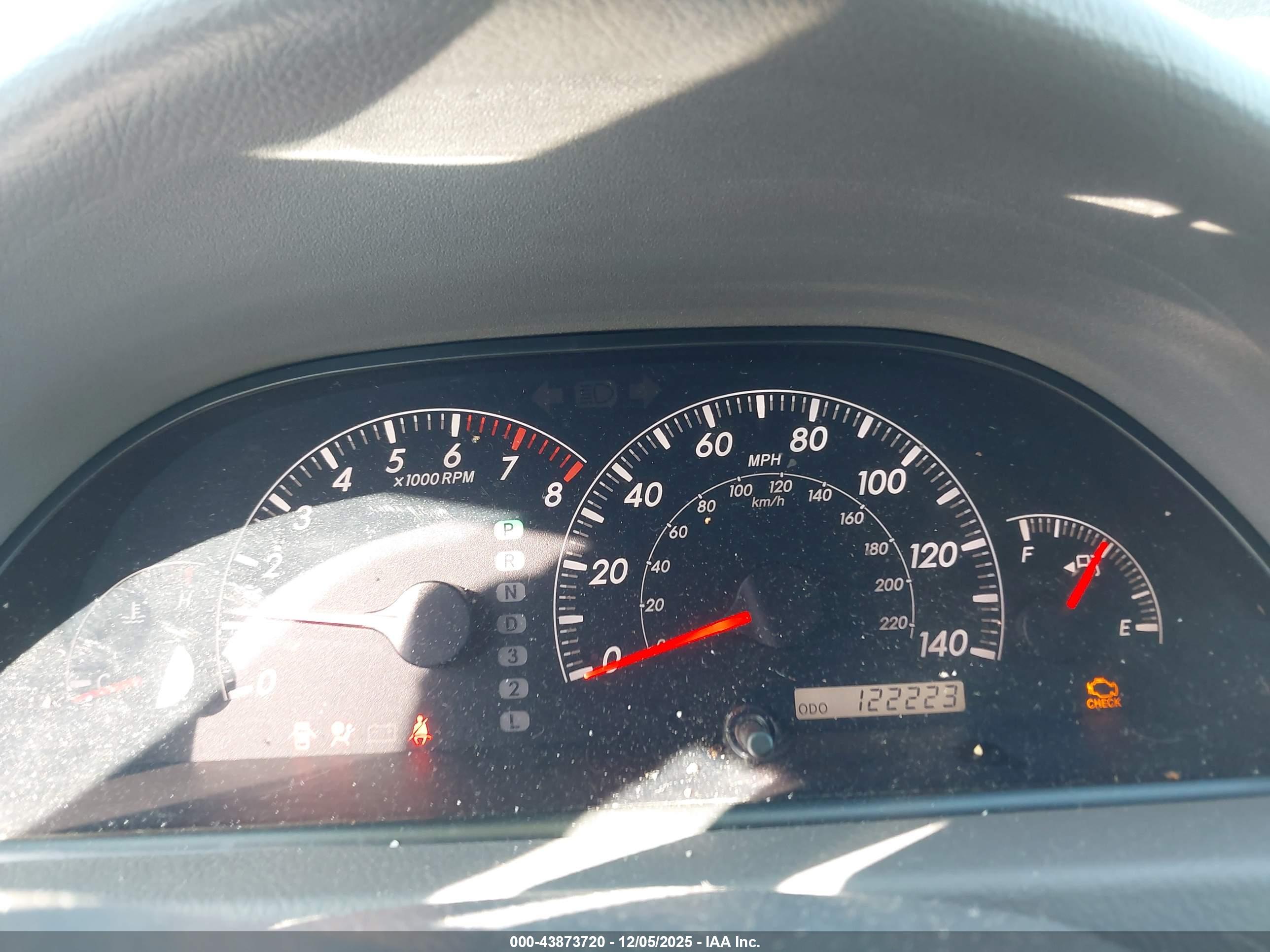 TOYOTA CAMRY image 7