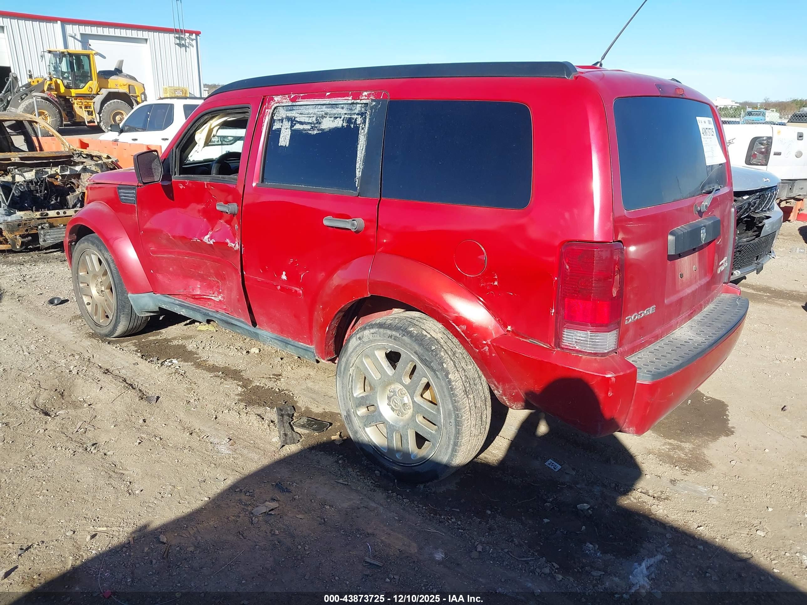 DODGE NITRO image 3