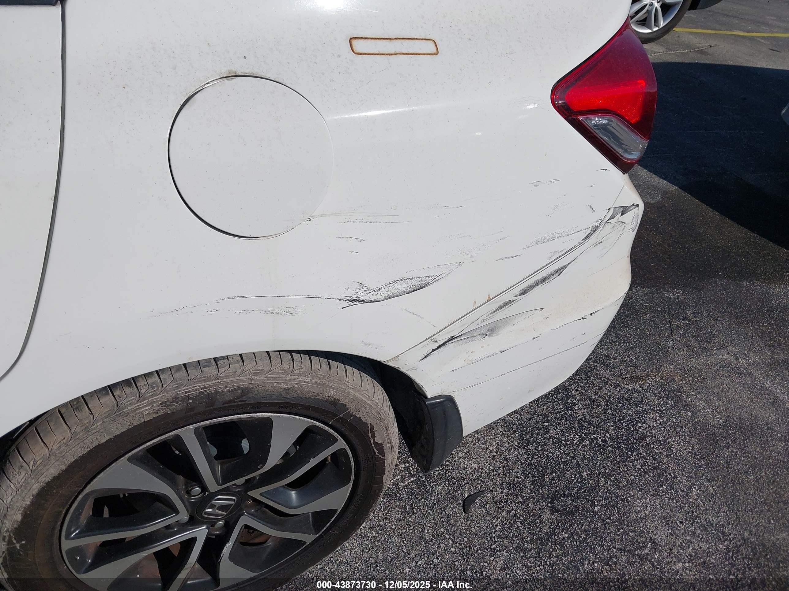 HONDA CIVIC image 6