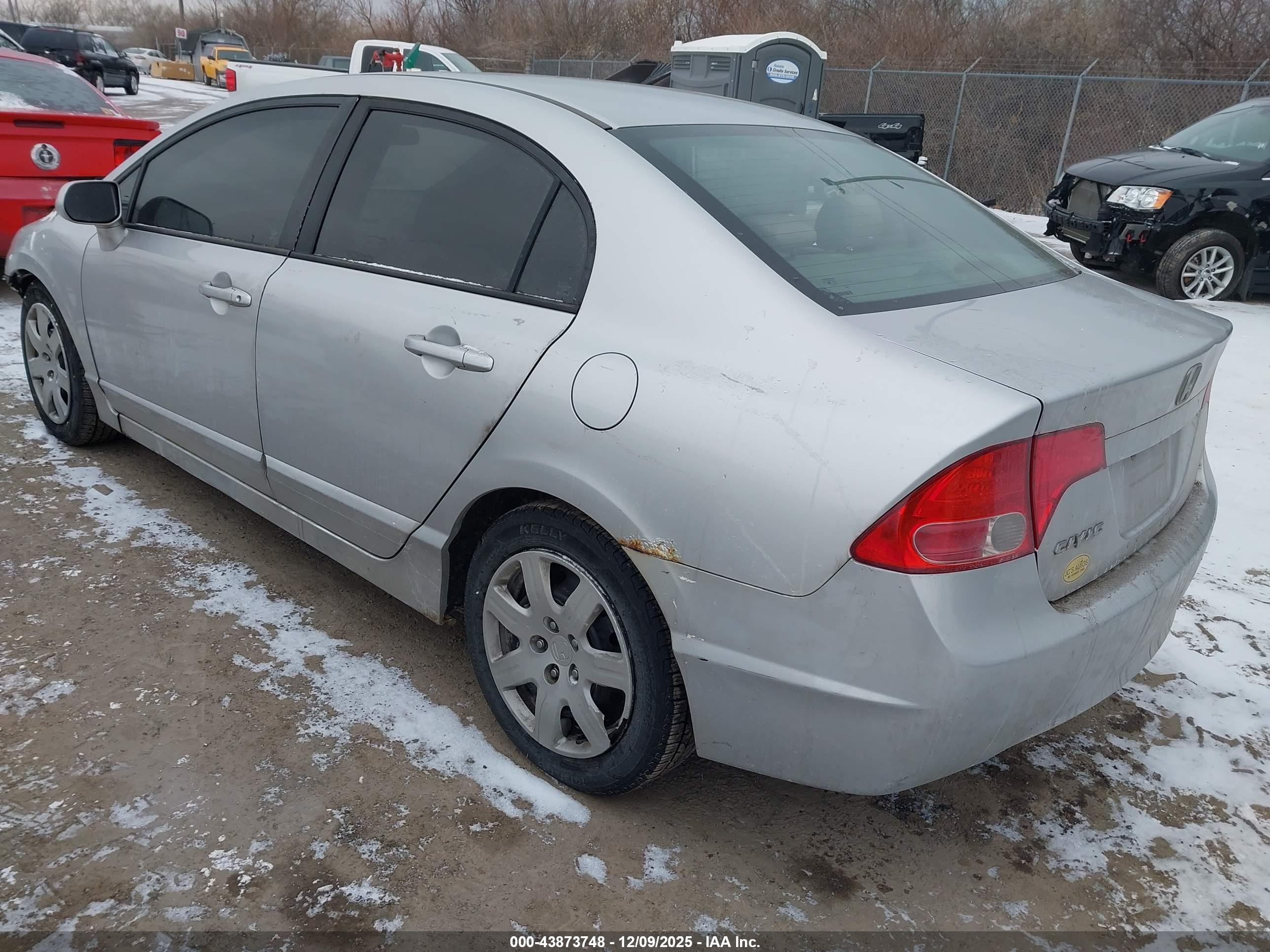 HONDA CIVIC image 3
