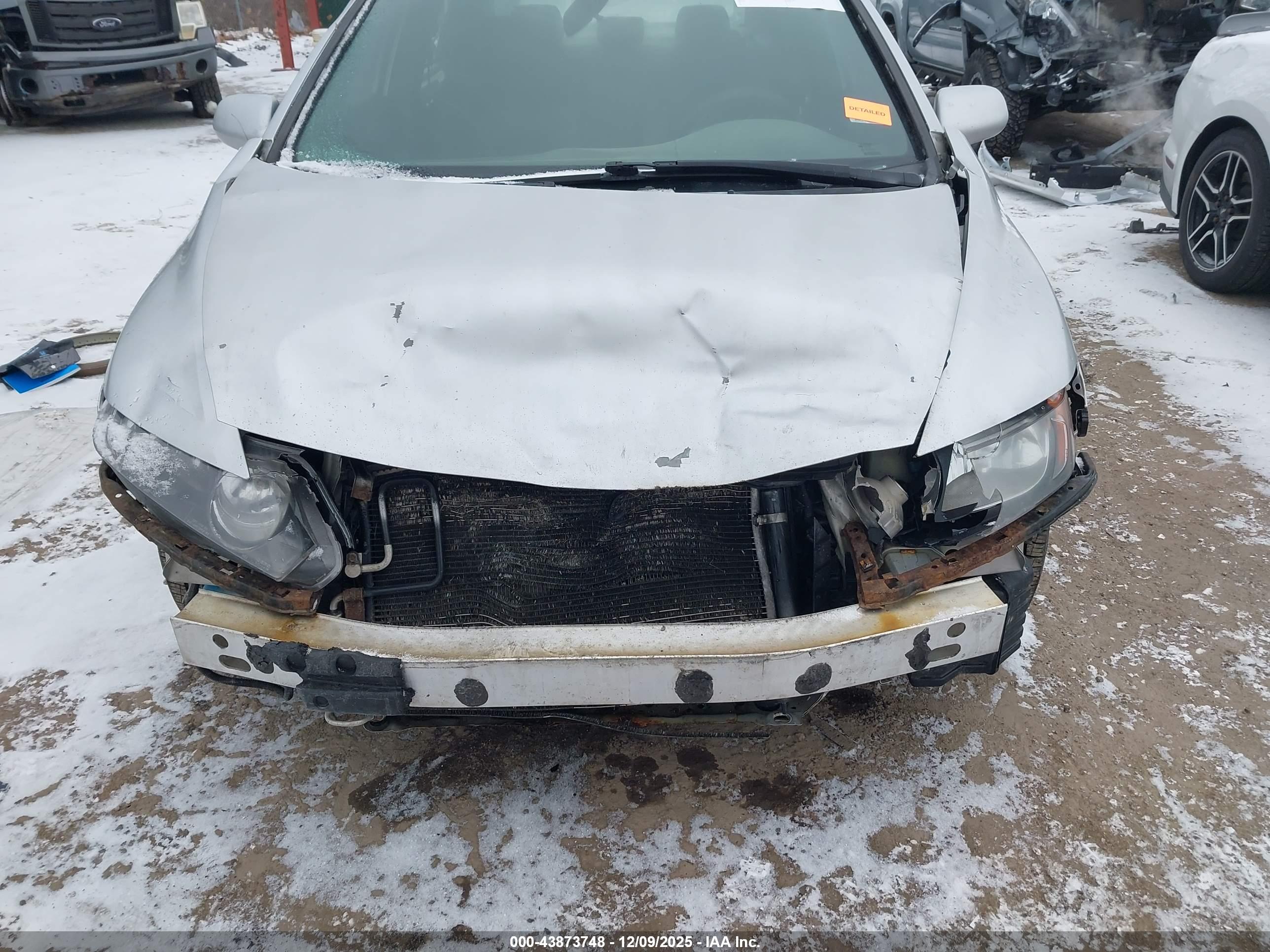HONDA CIVIC image 6