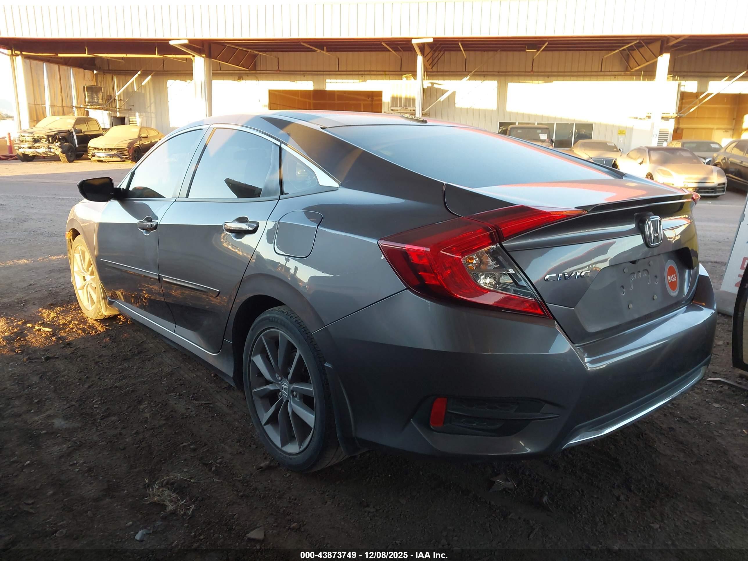 HONDA CIVIC image 3