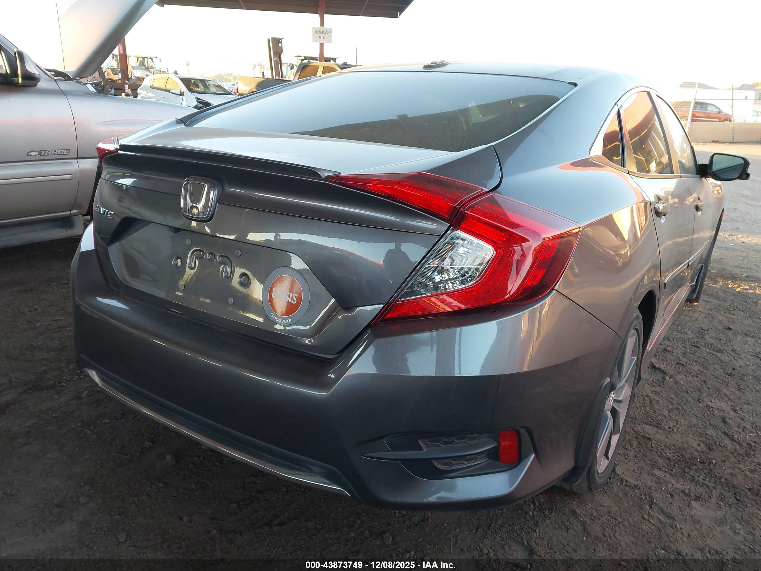 HONDA CIVIC image 4