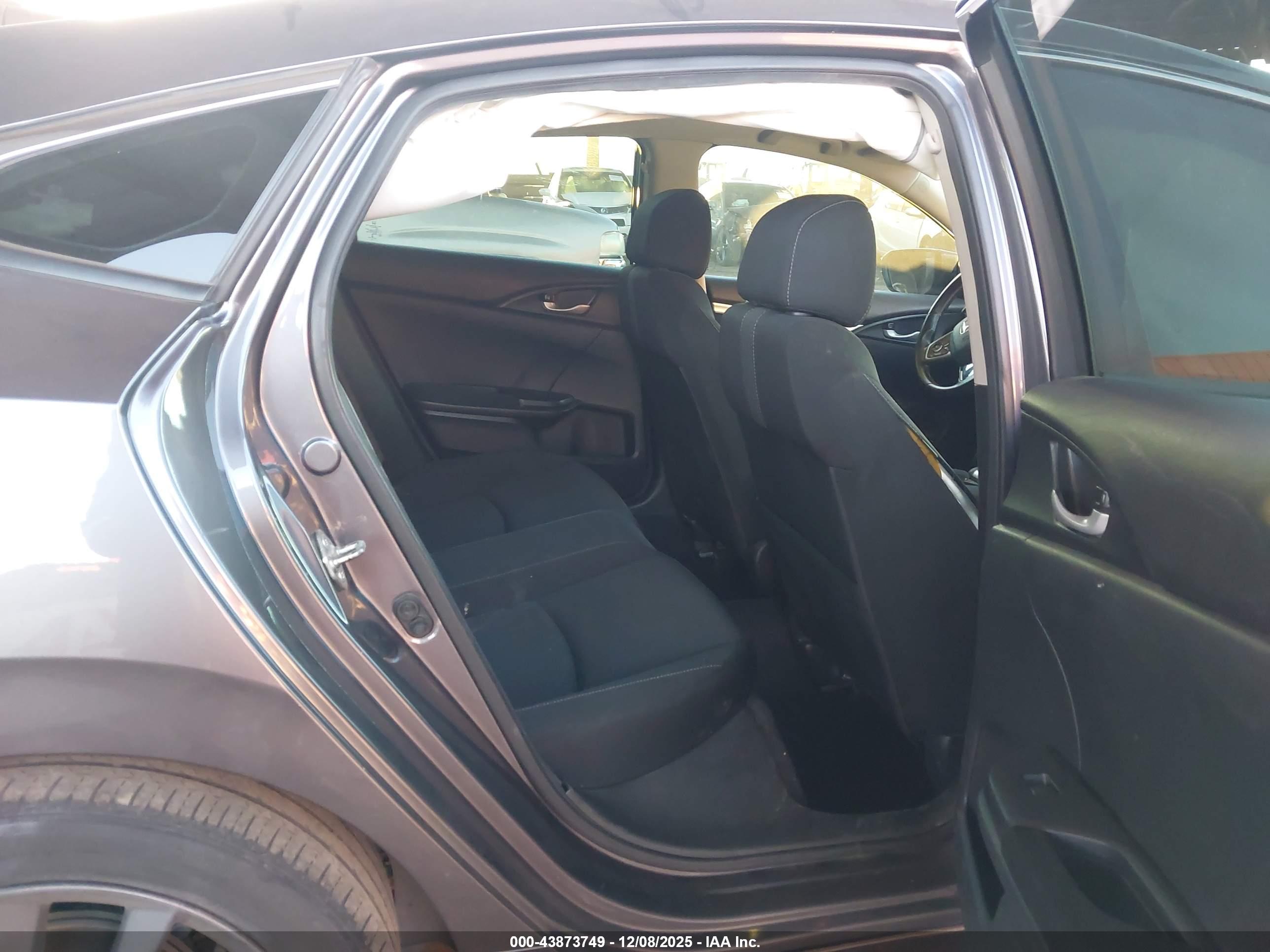 HONDA CIVIC image 8