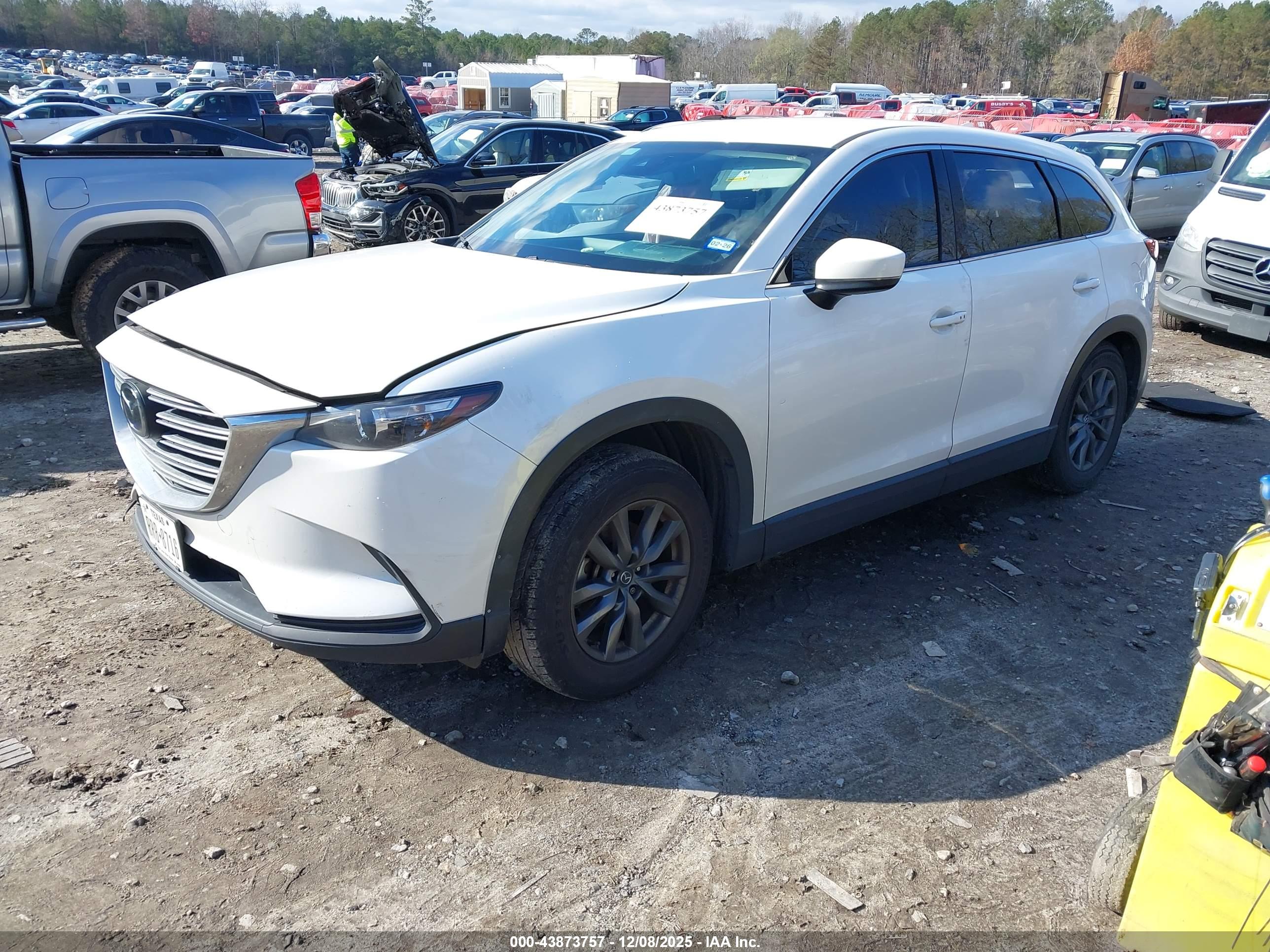 MAZDA CX-9 image 2