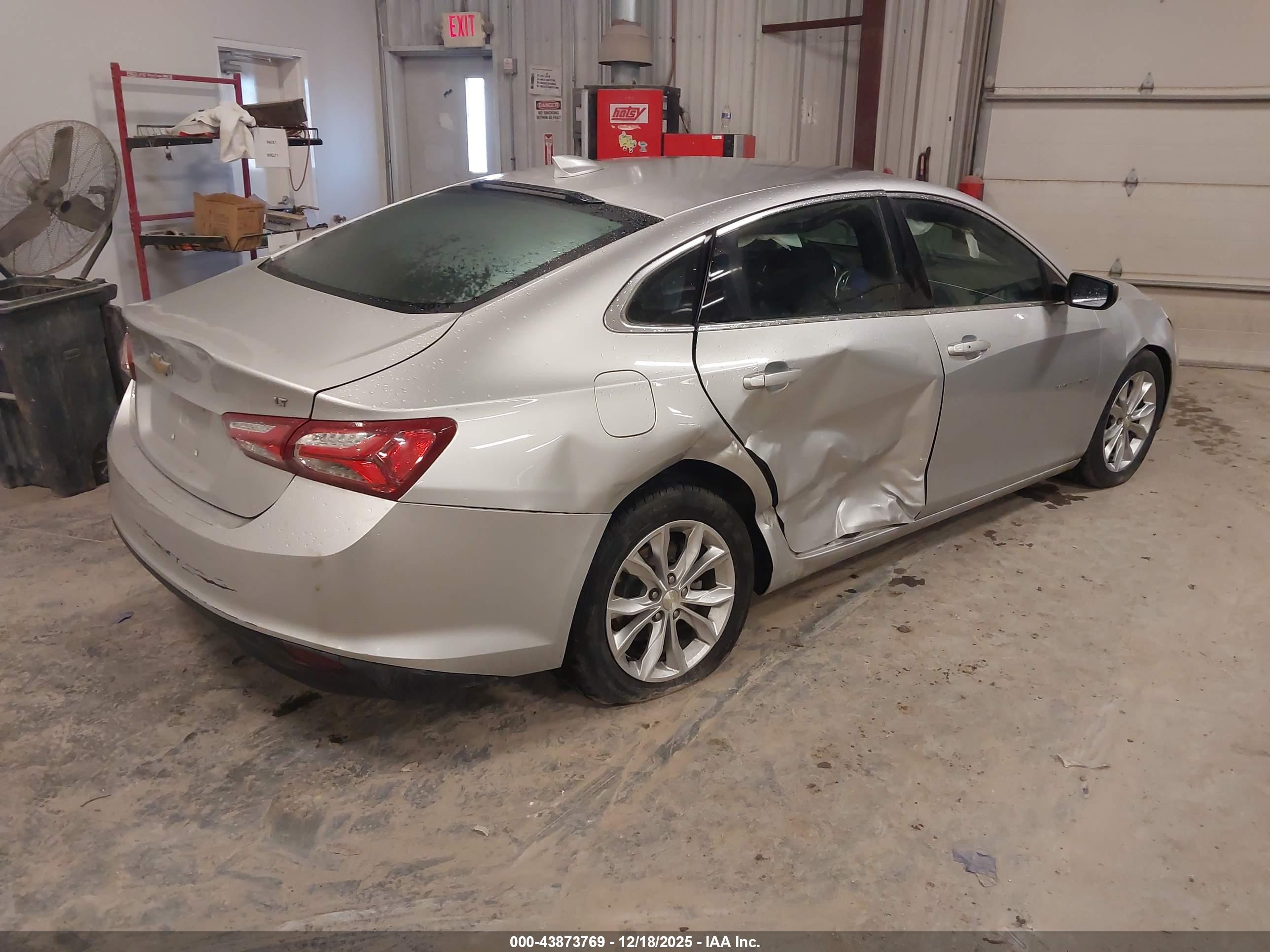 CHEVROLET MALIBU image 4
