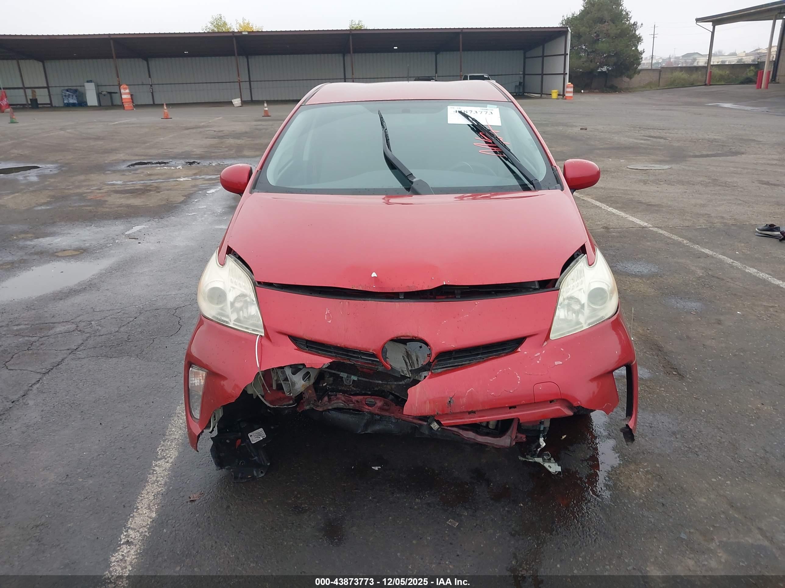 TOYOTA PRIUS image 6