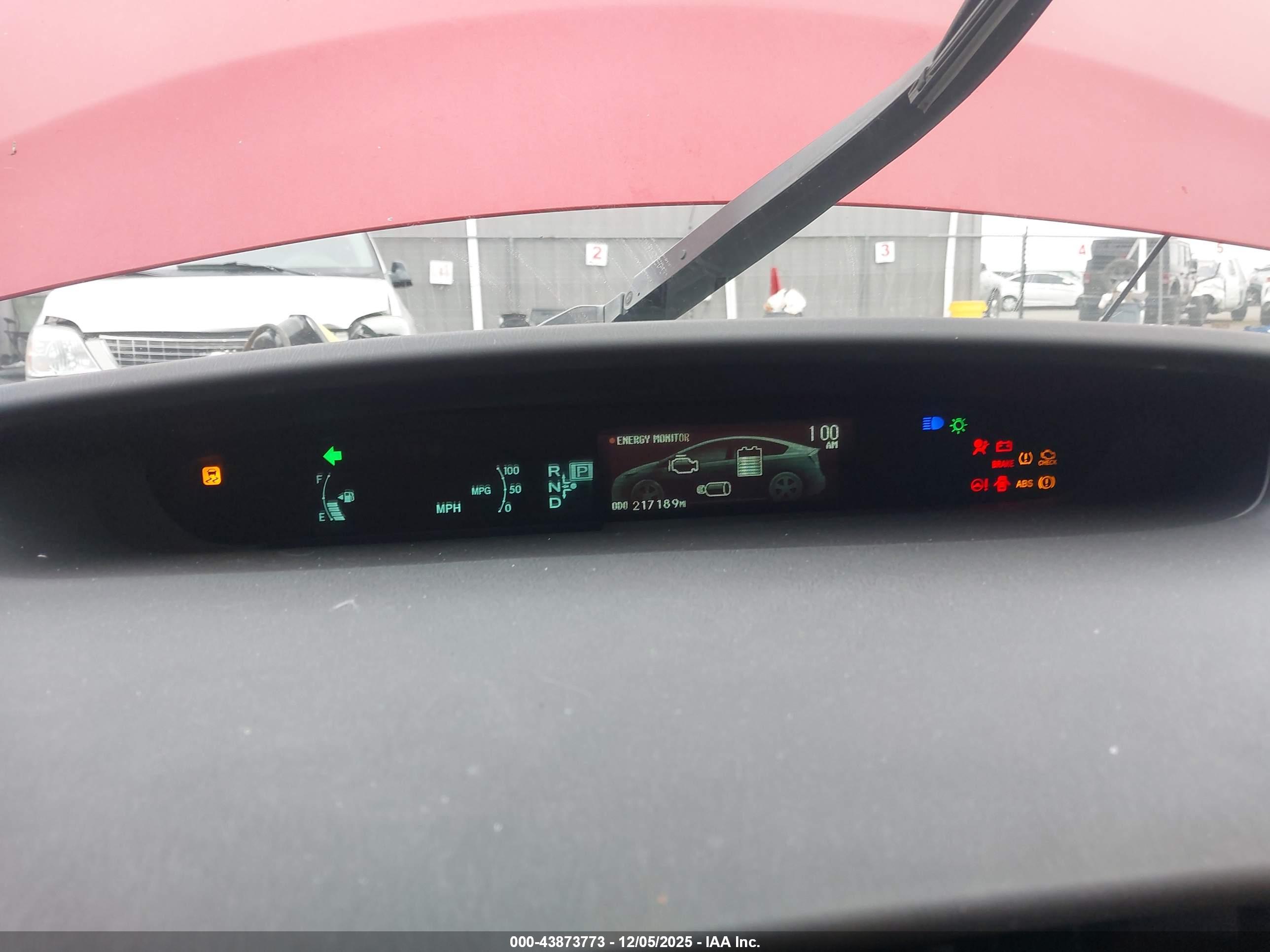 TOYOTA PRIUS image 7